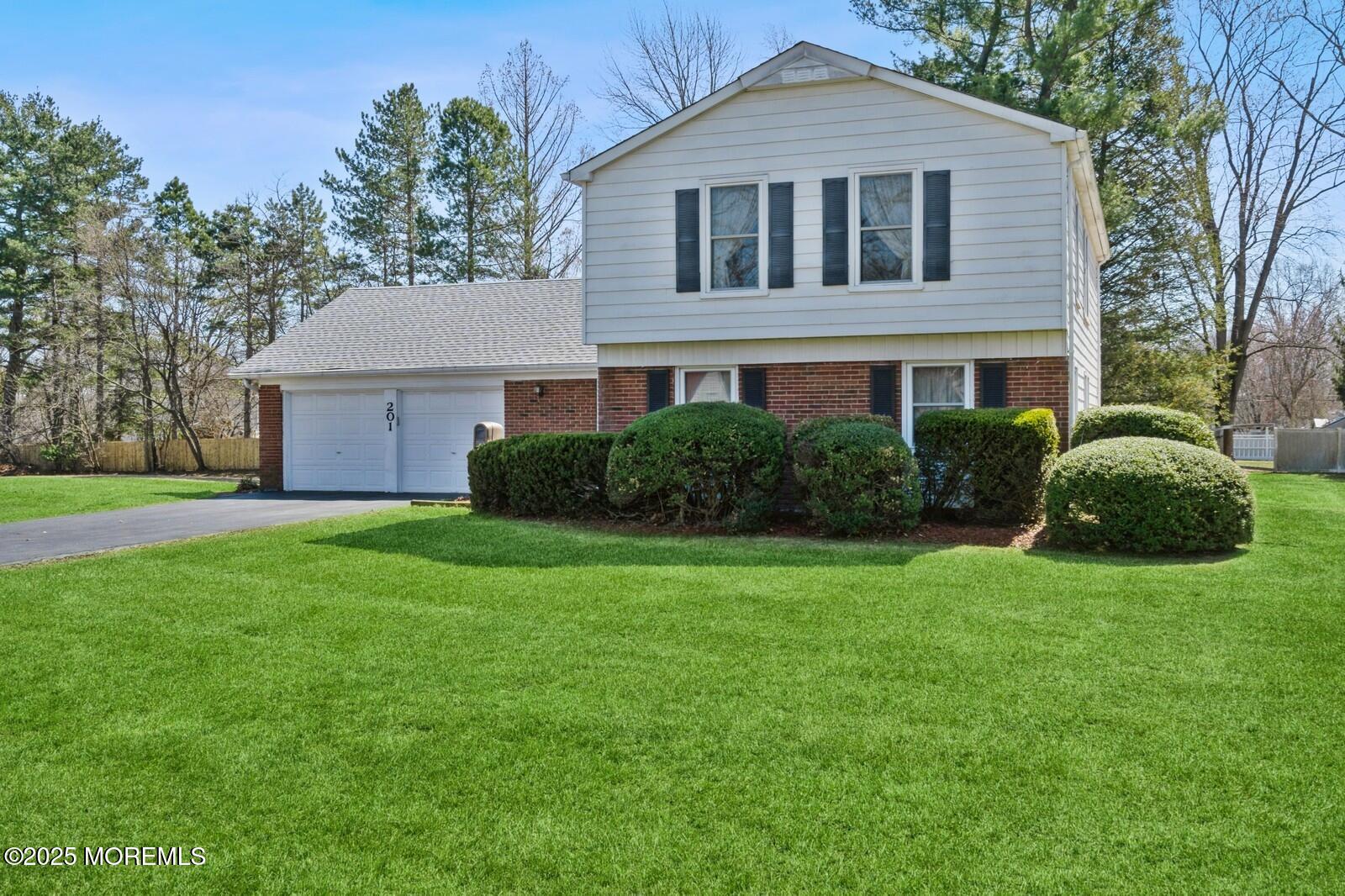 201 Schanck Road, Freehold, New Jersey image 4