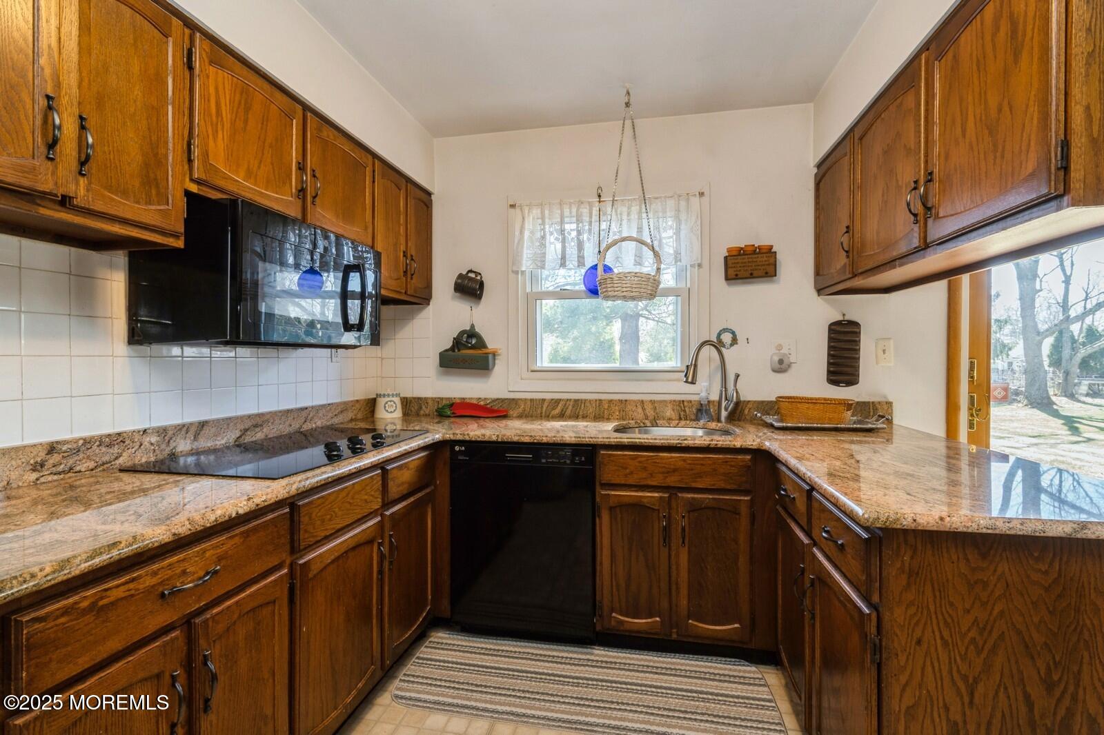 201 Schanck Road, Freehold, New Jersey image 9
