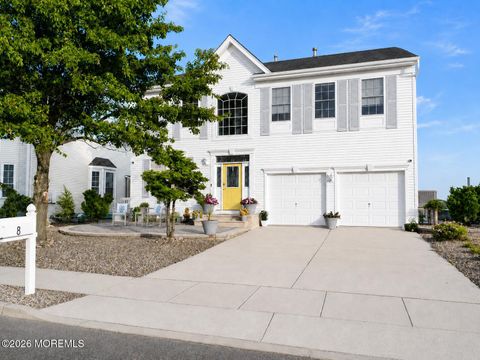 Homes For Sale - 8 Jibsail Drive<br/> Bayville, NJ 08721