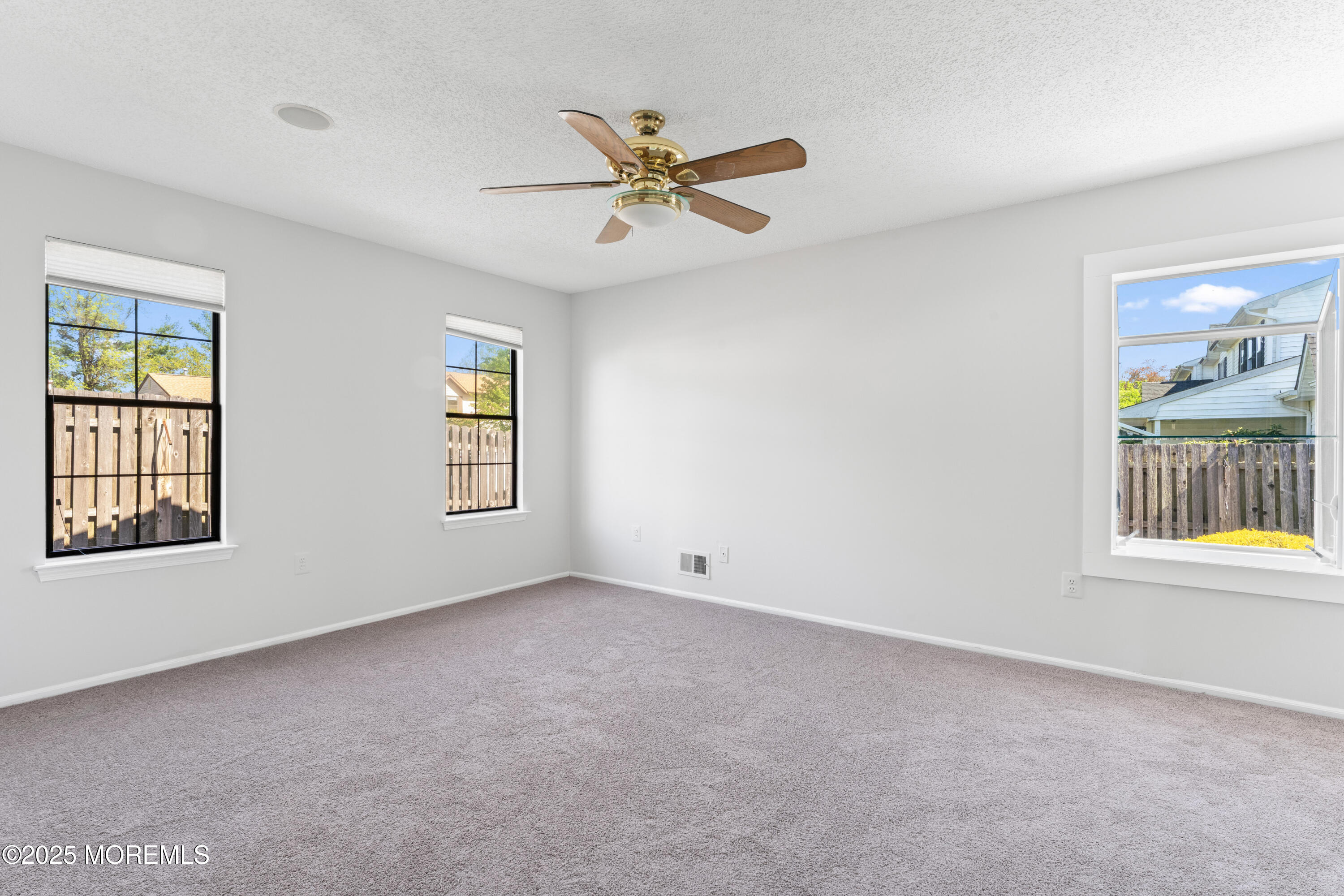 37 Sloop Square, Freehold, New Jersey image 16