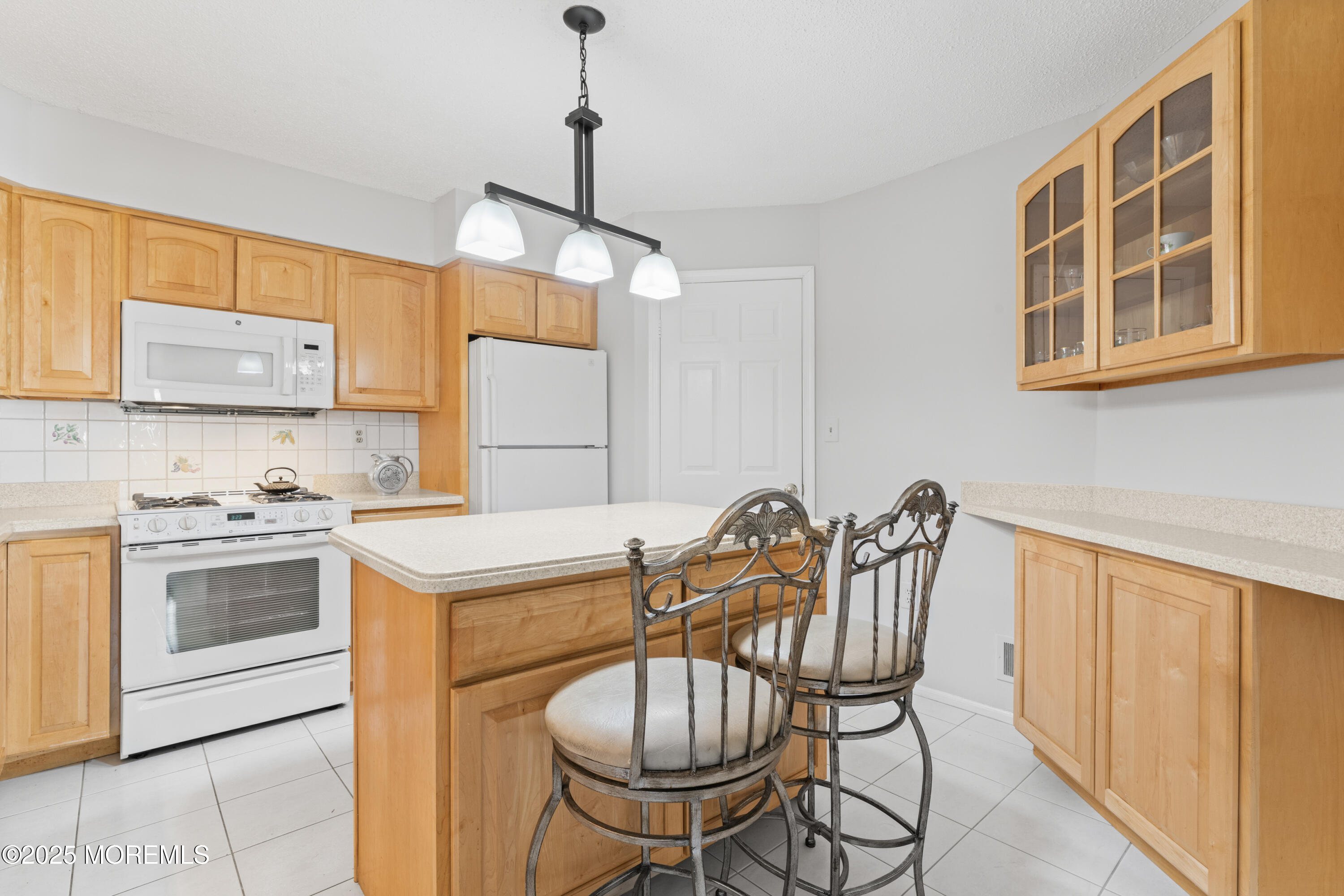 37 Sloop Square, Freehold, New Jersey image 6