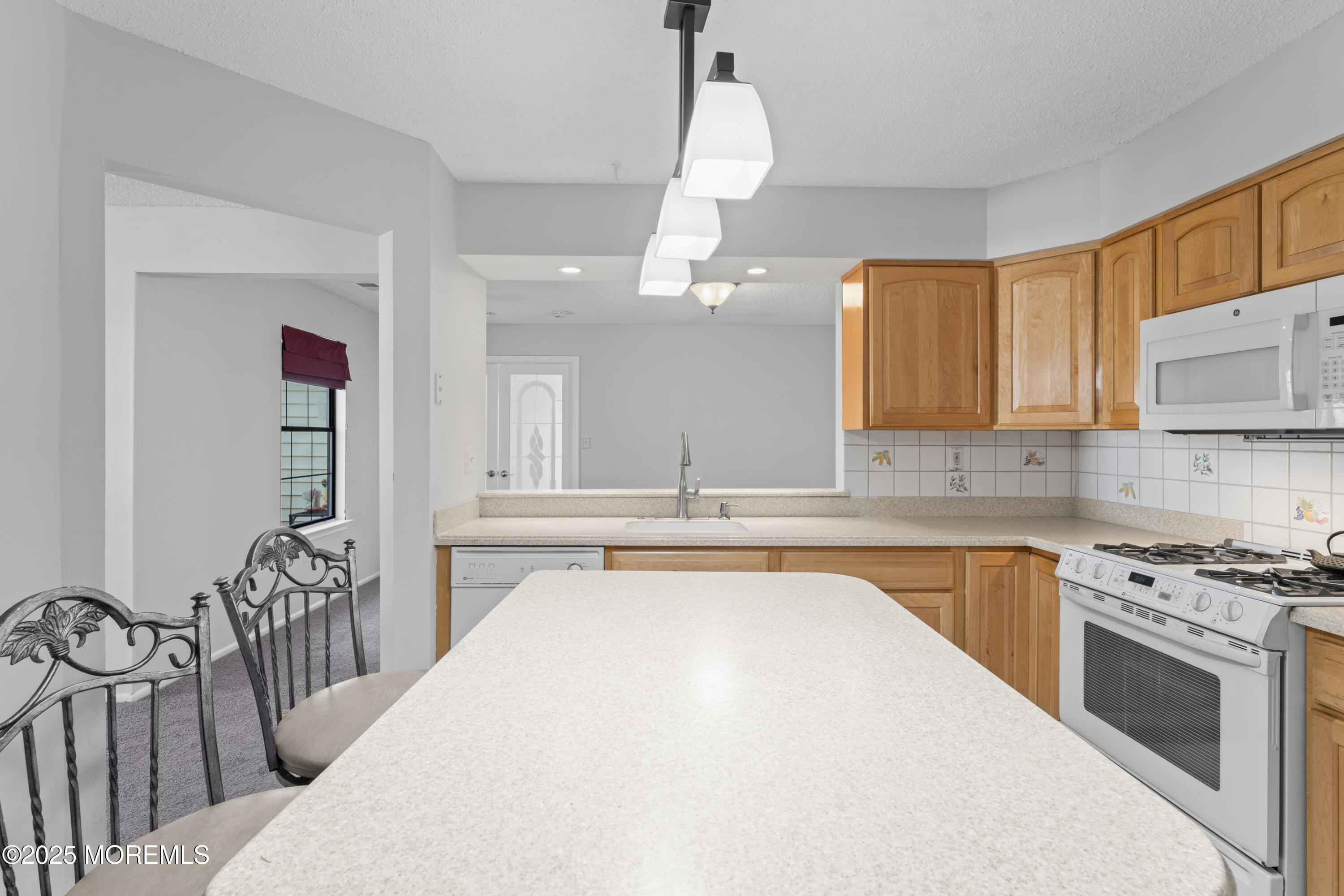 37 Sloop Square, Freehold, New Jersey image 7