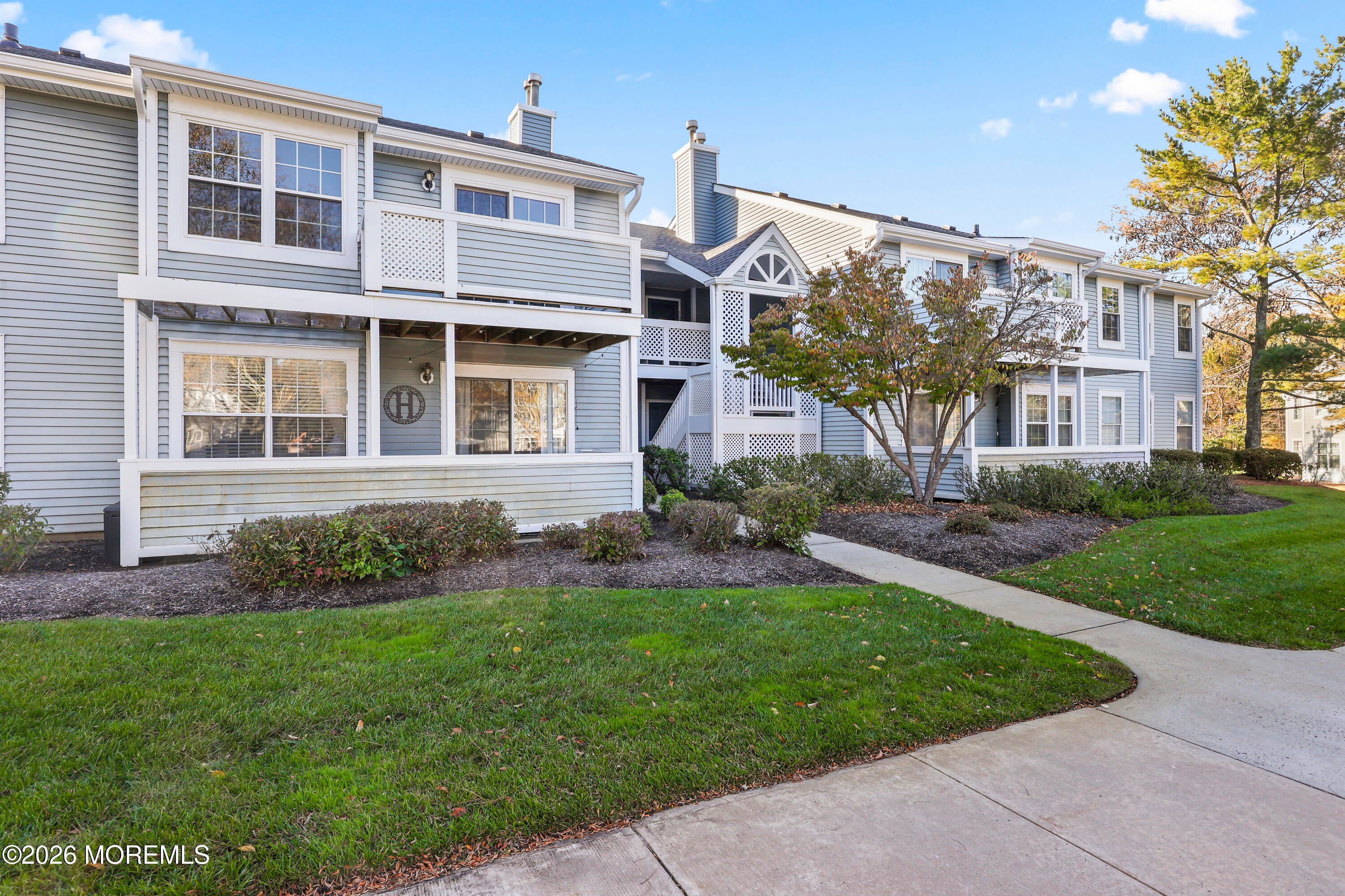 355 Sequoia Court