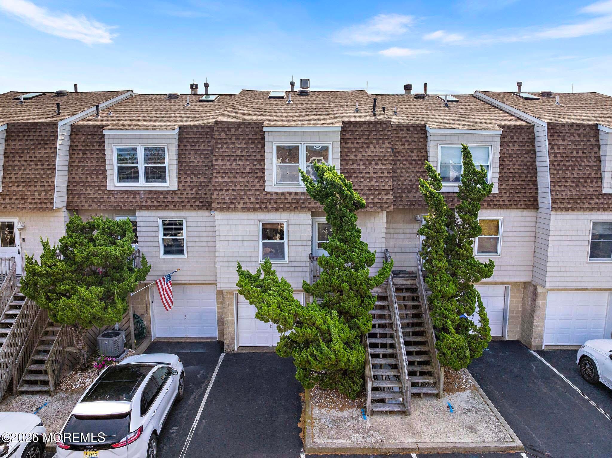 206 Easy Street 206