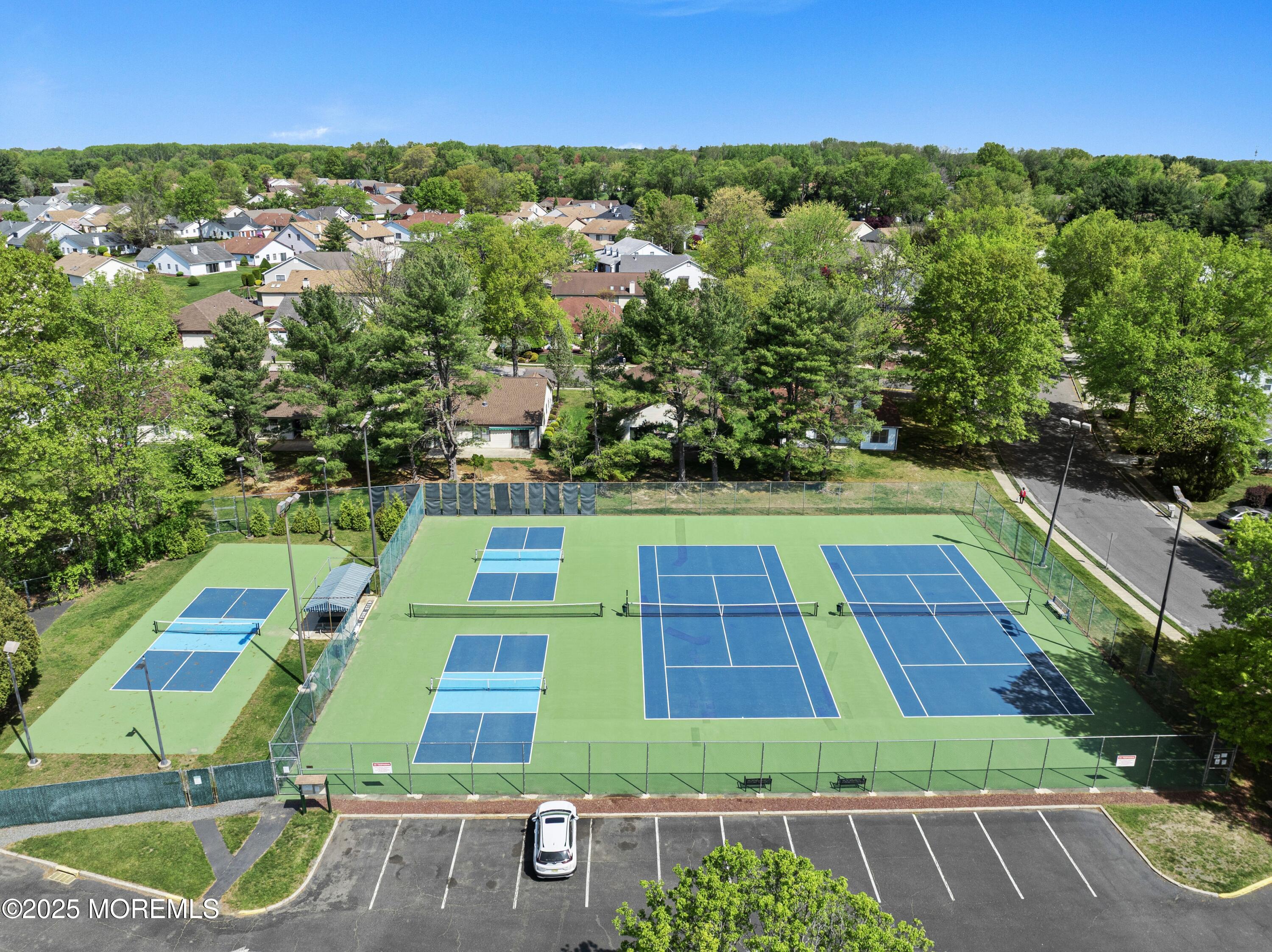 24 Clubhouse Lane, Marlboro, New Jersey image 37