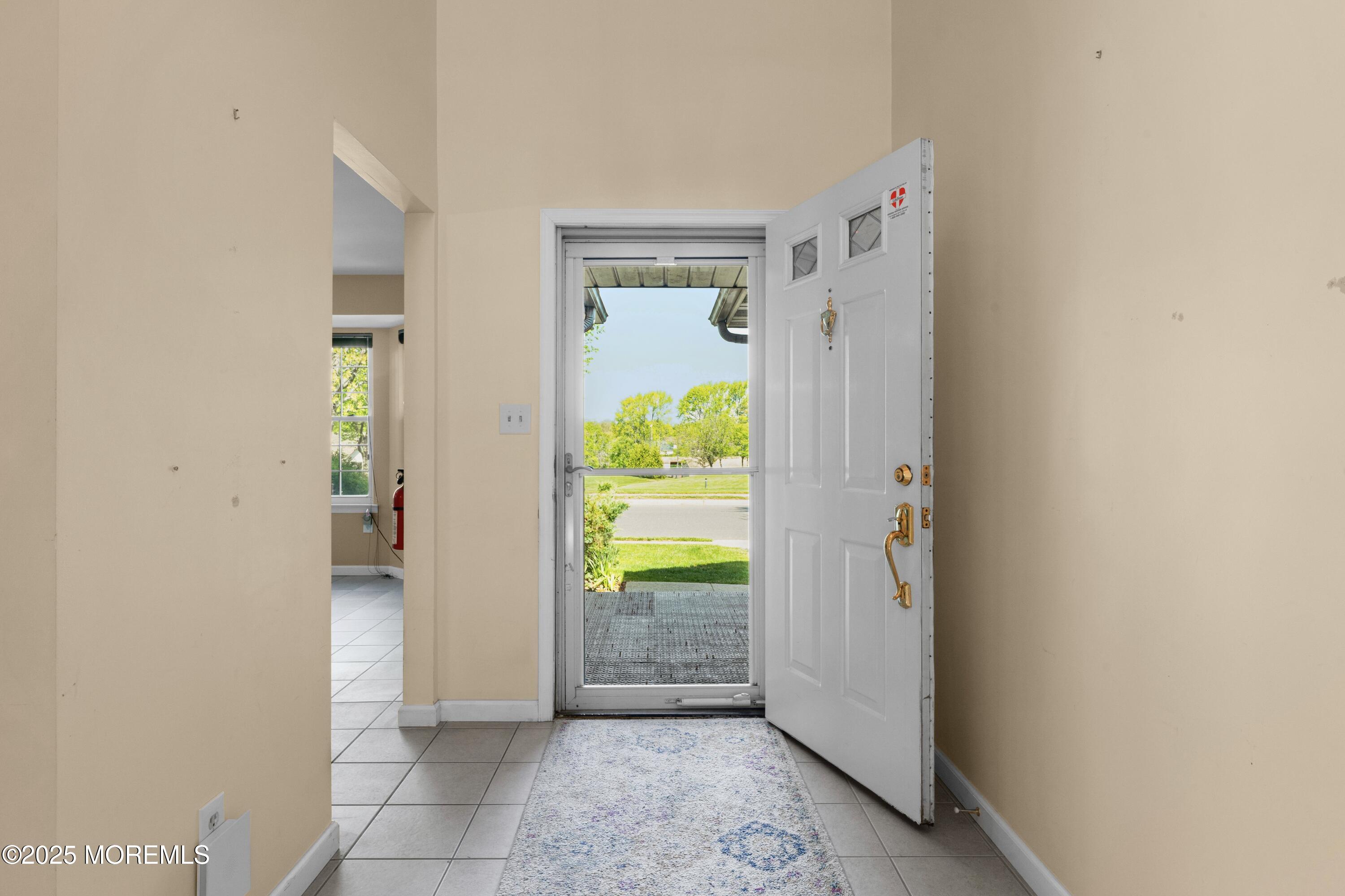 24 Clubhouse Lane, Marlboro, New Jersey image 6