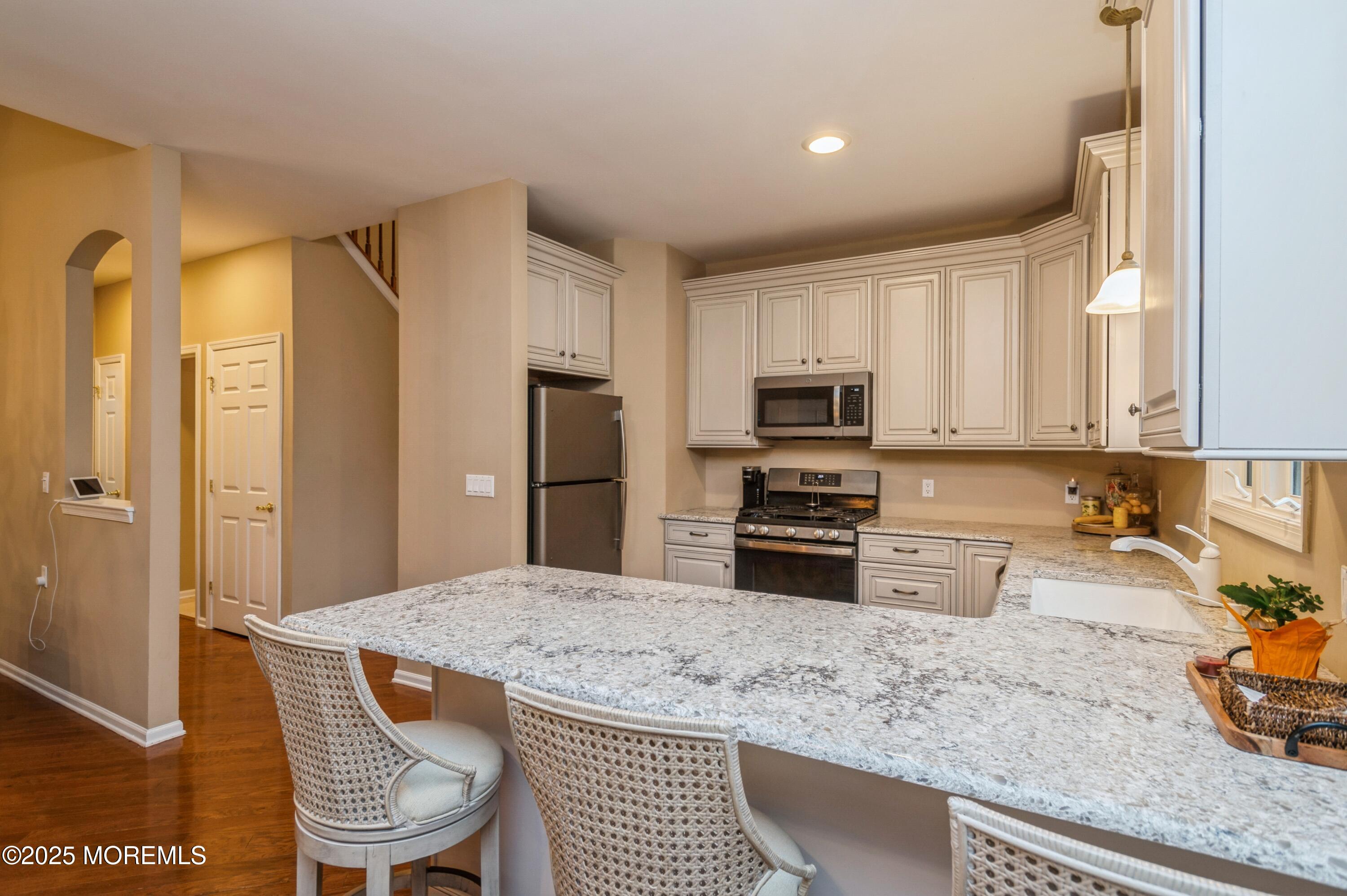 59 Londonberry Drive, Holmdel, New Jersey image 9
