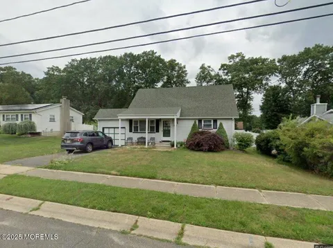 MLS: 22511815