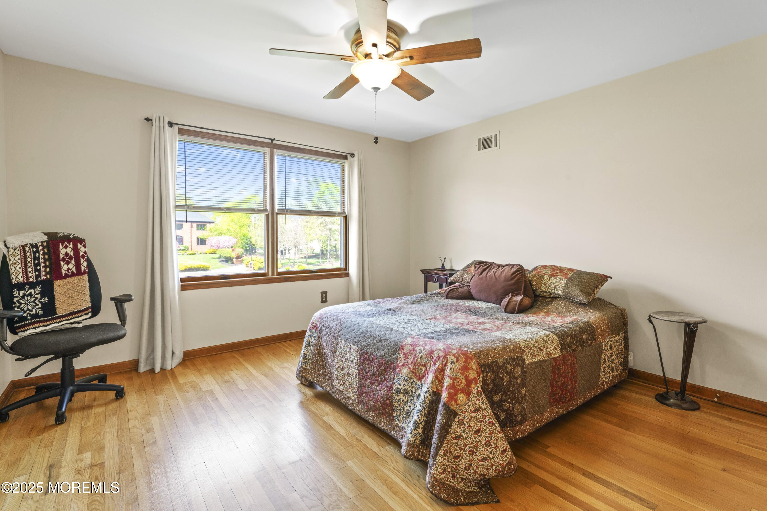 4 Tara Court, Holmdel, New Jersey image 37
