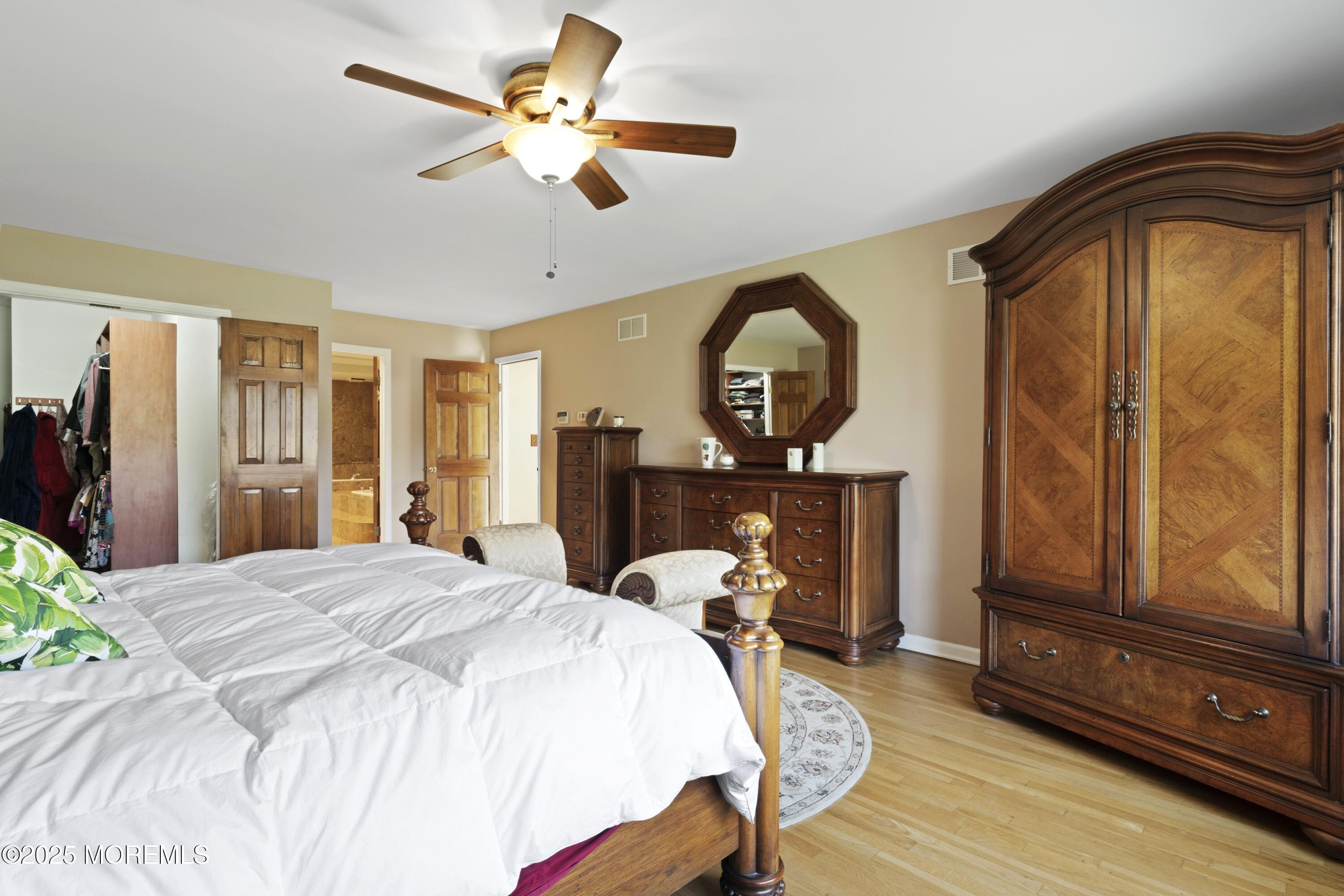 4 Tara Court, Holmdel, New Jersey image 31