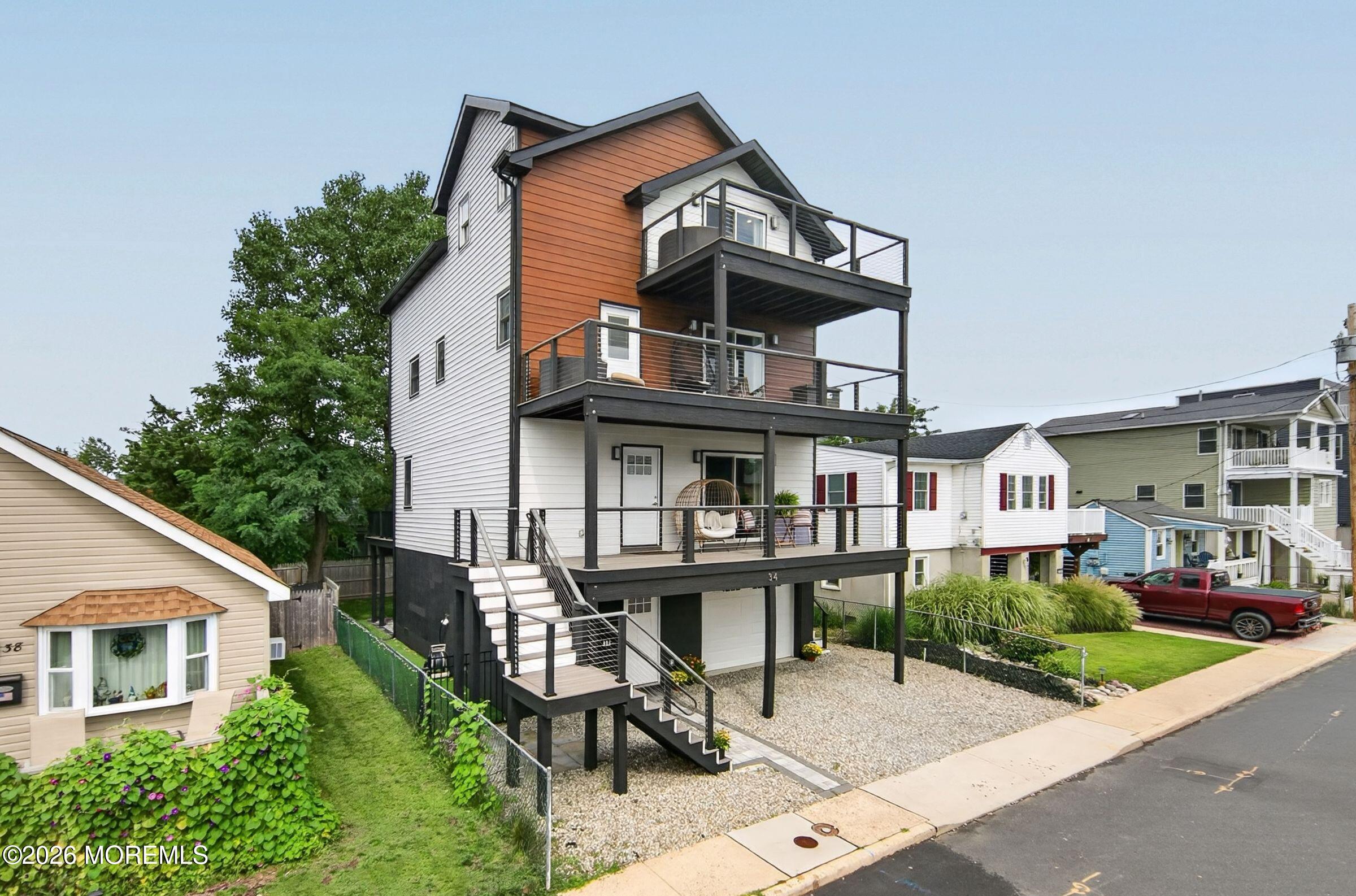 34 Waterwitch Avenue