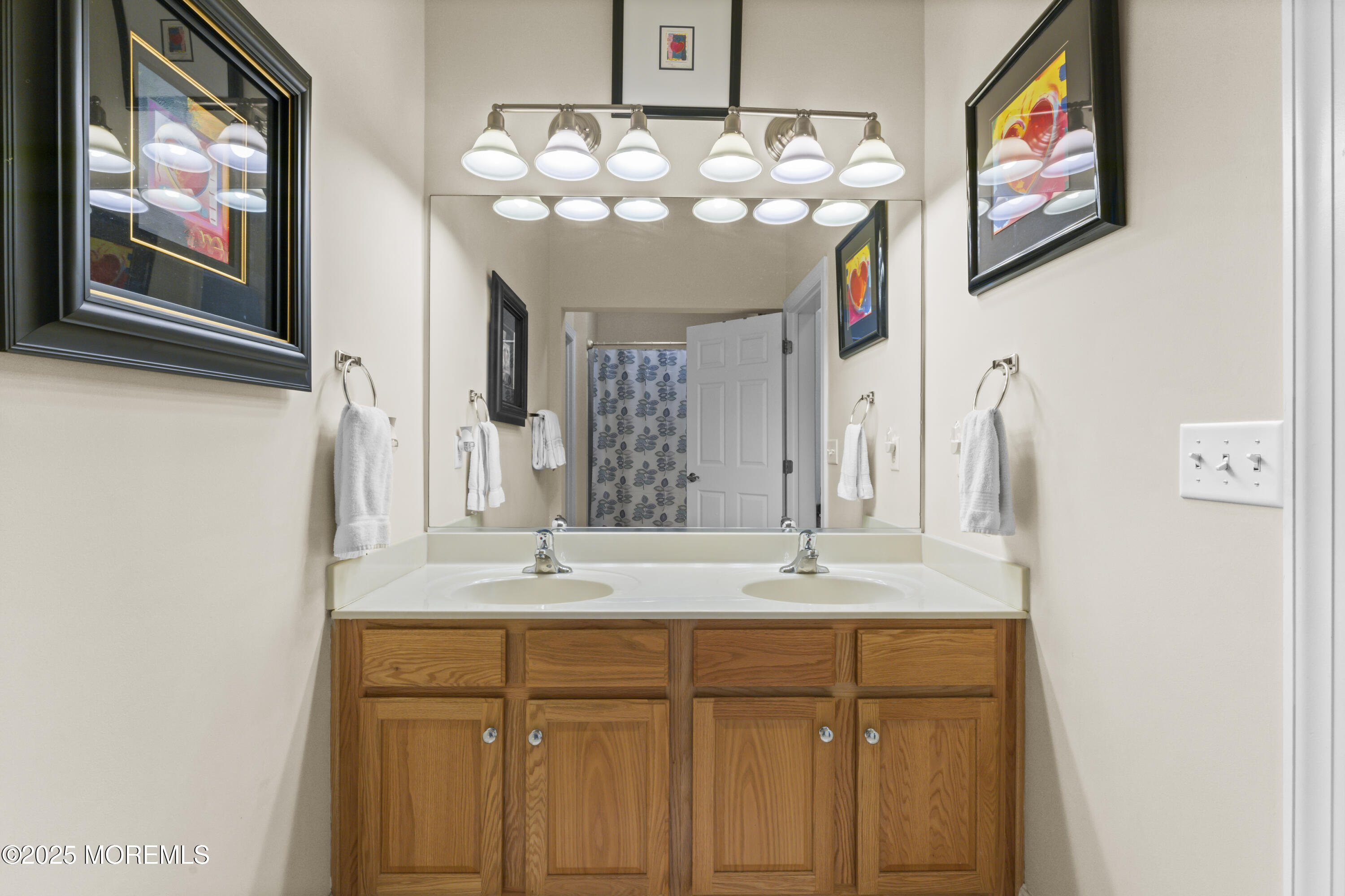 203 April Way, Middletown, New Jersey image 25