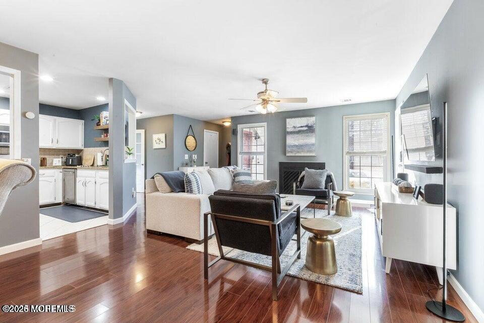 334 Mayfair Place
