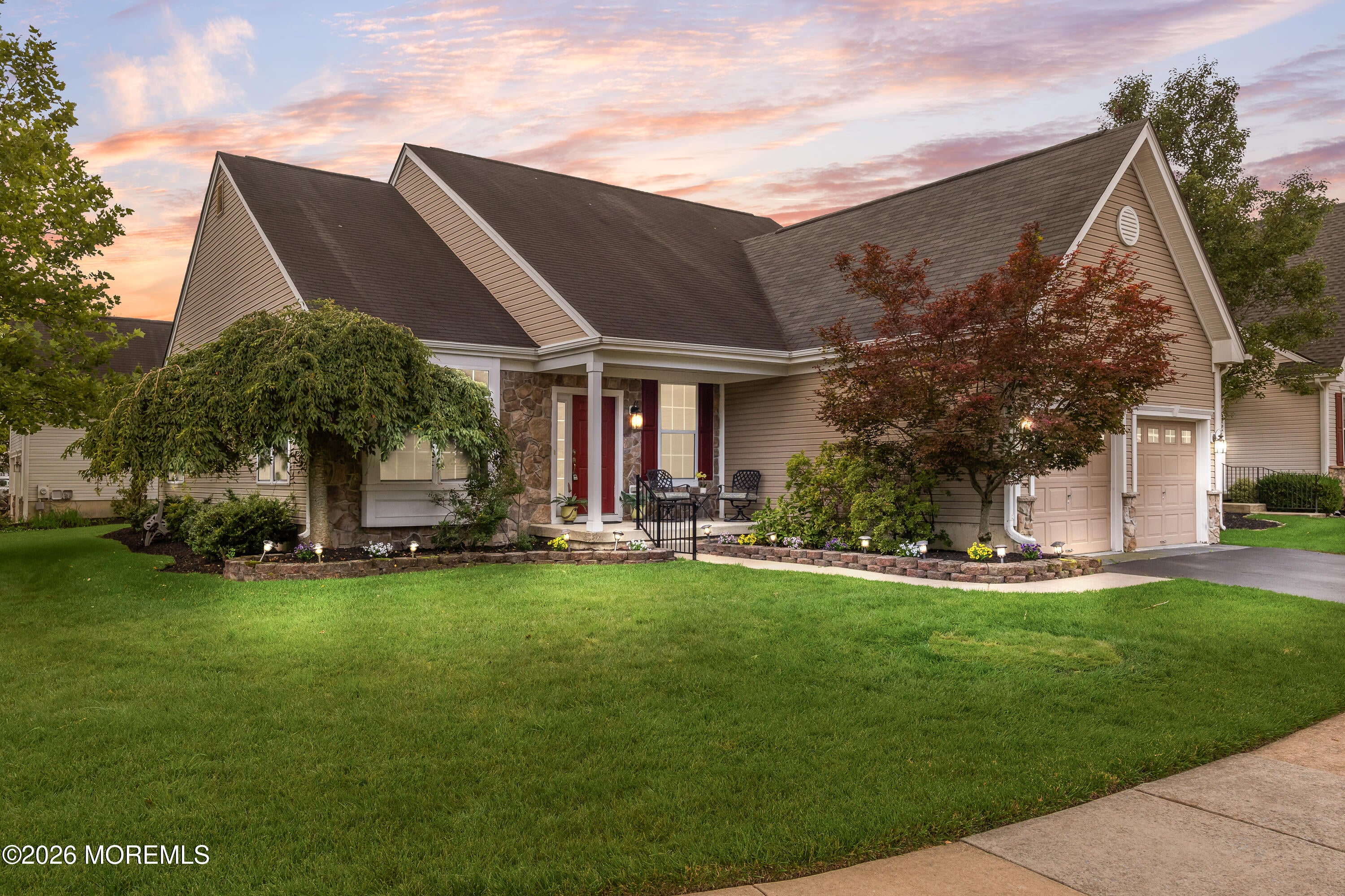 33 Hibiscus Drive