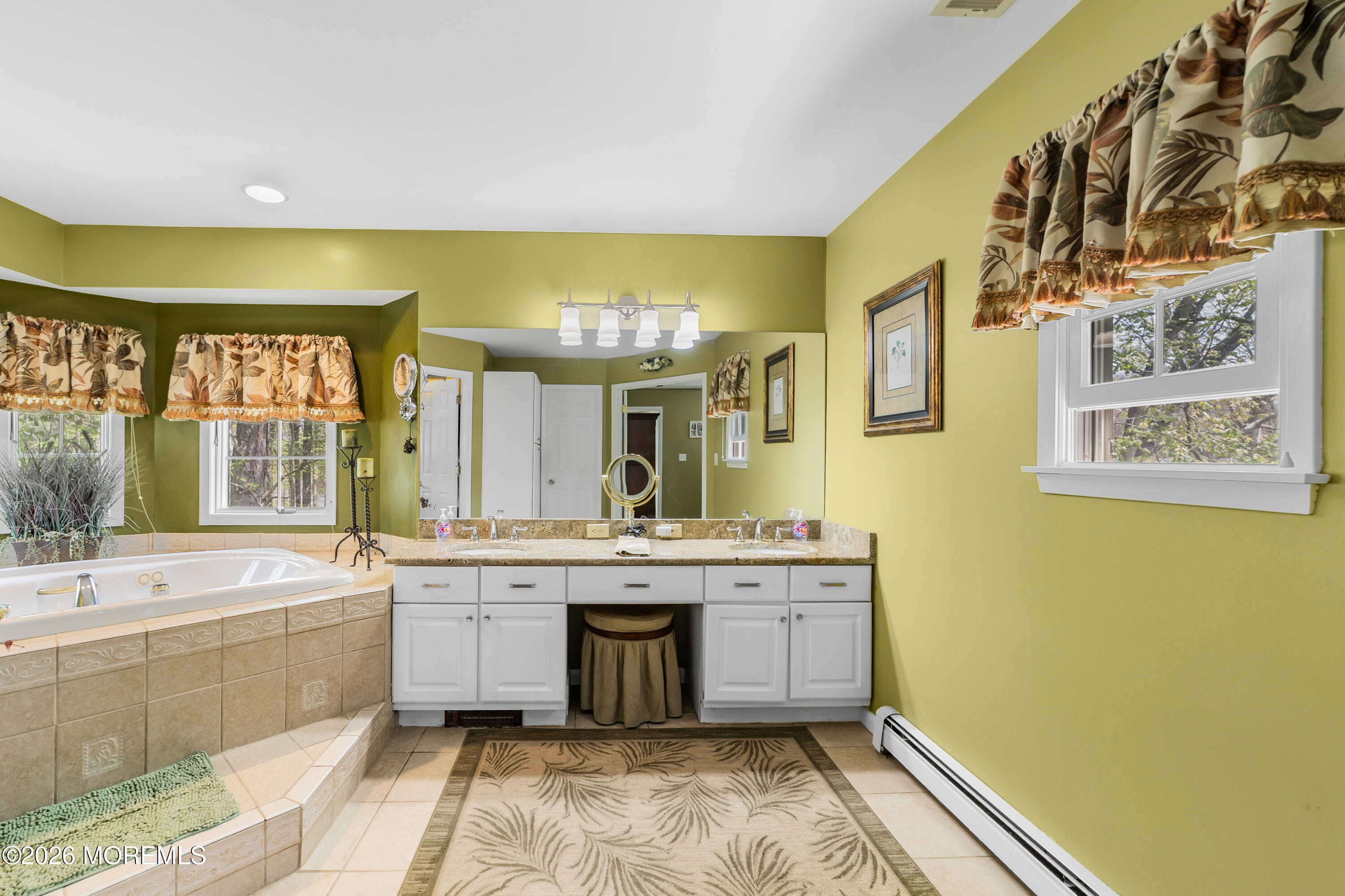 Monroe, New Jersey, 08831, United States, 5 Bedrooms Bedrooms, ,4 BathroomsBathrooms,Residential,Active,2041589