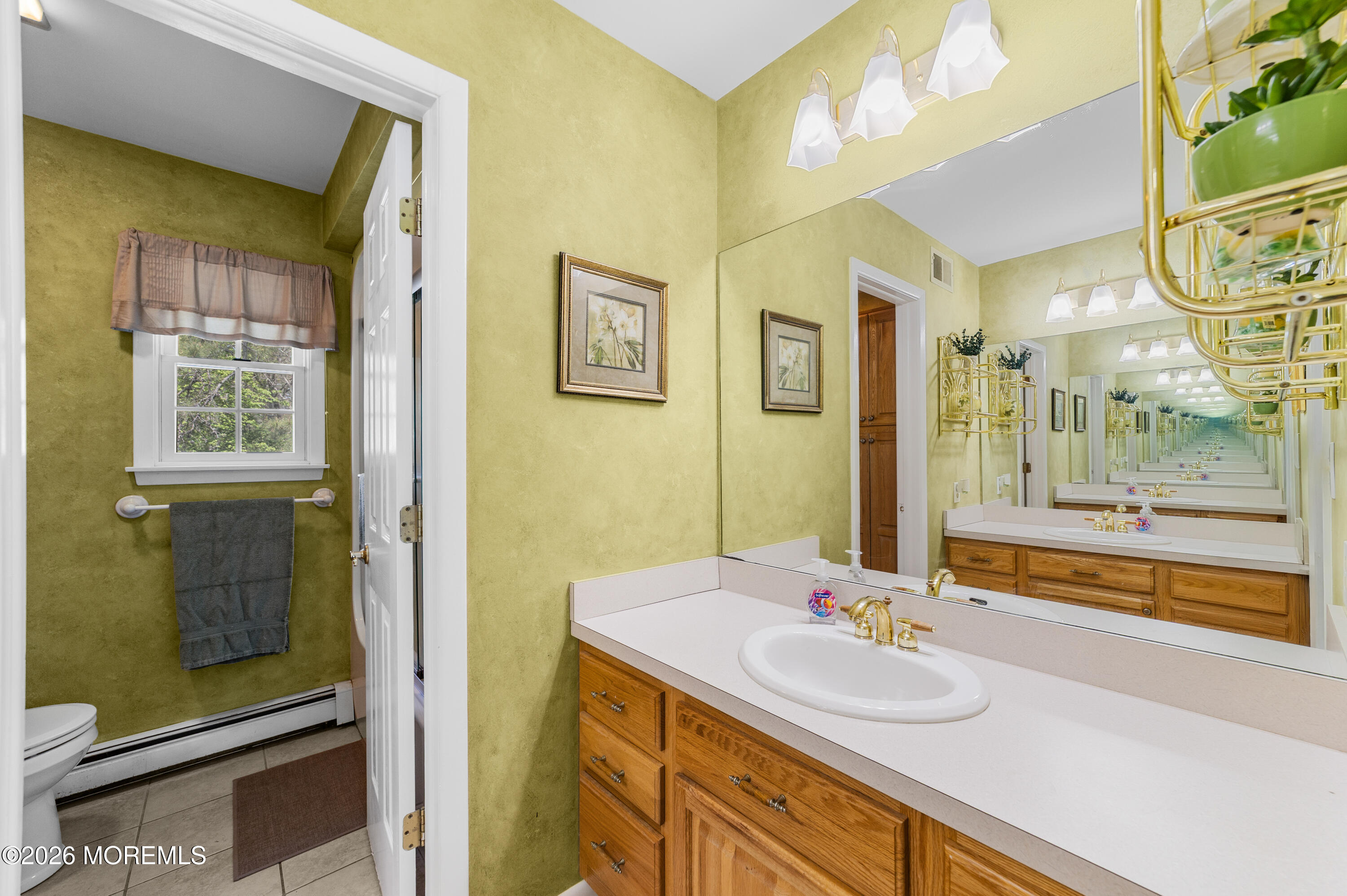 Monroe, New Jersey, 08831, United States, 5 Bedrooms Bedrooms, ,4 BathroomsBathrooms,Residential,Active,2041589