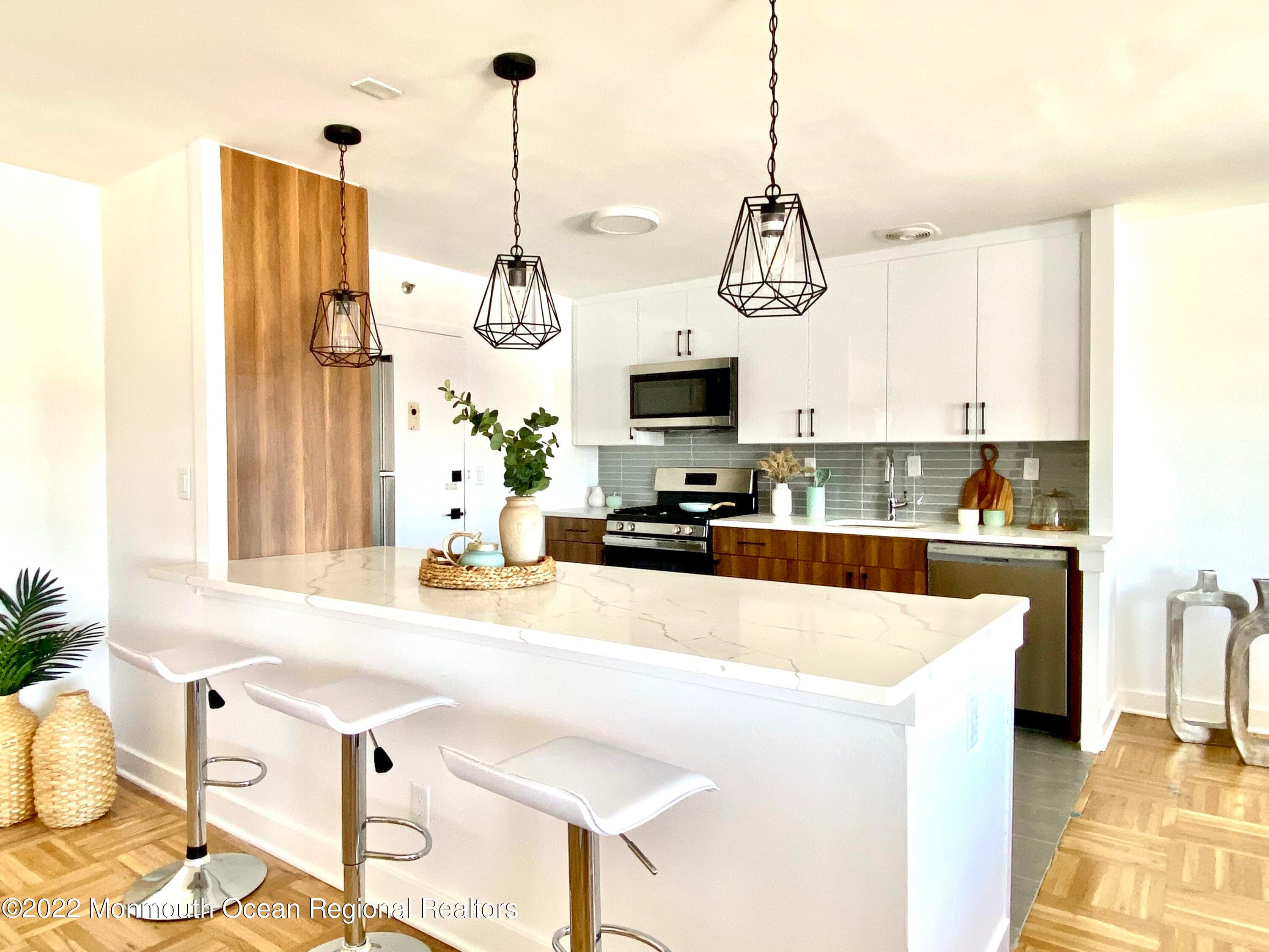 122 Bodman Place 5E