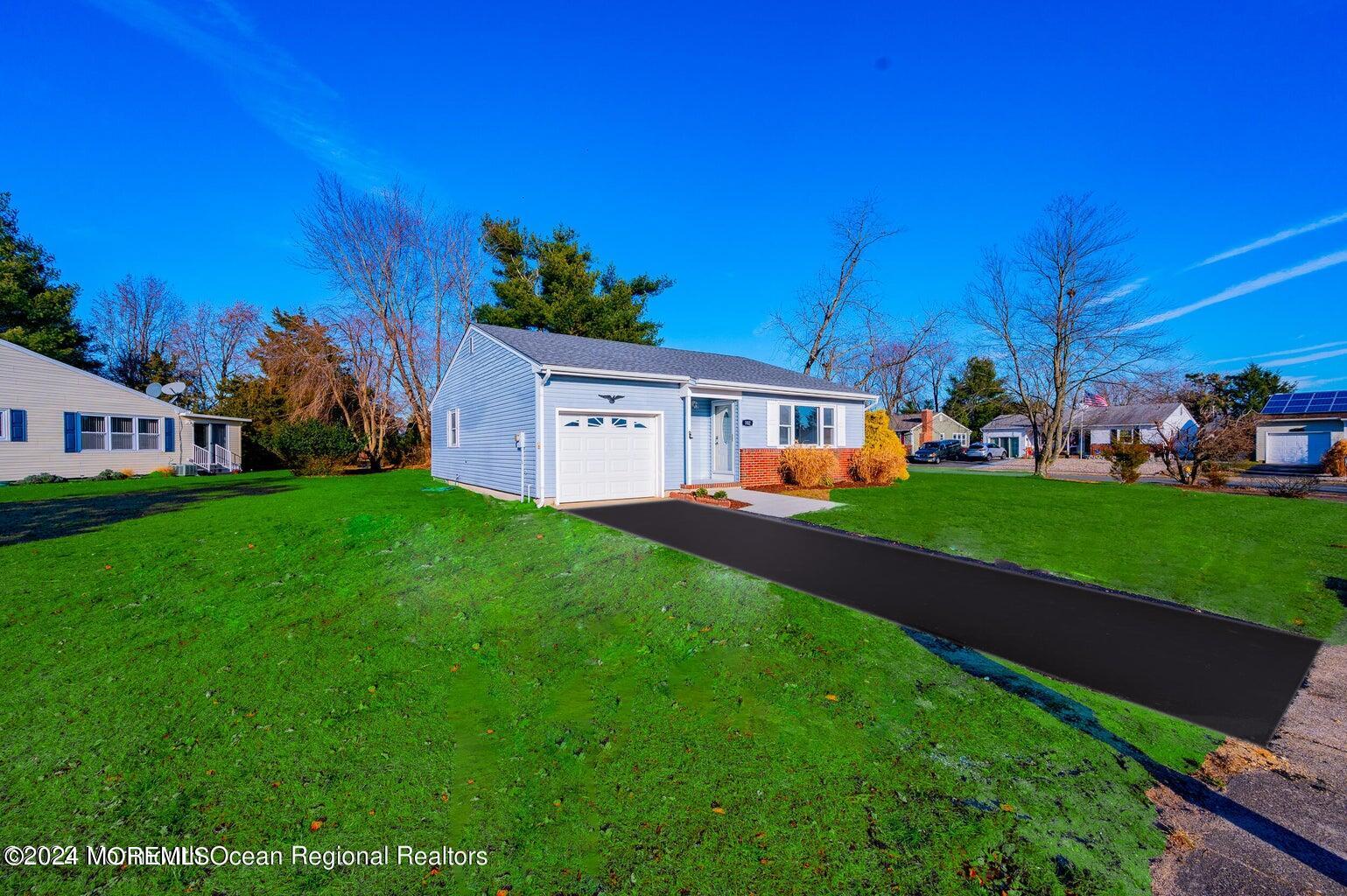 102 Hatfield Court, Toms River, New Jersey image 1