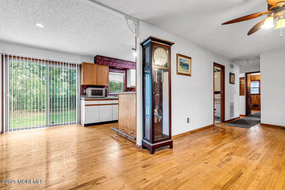 100 Hill Top Drive, Brick, New Jersey image 8