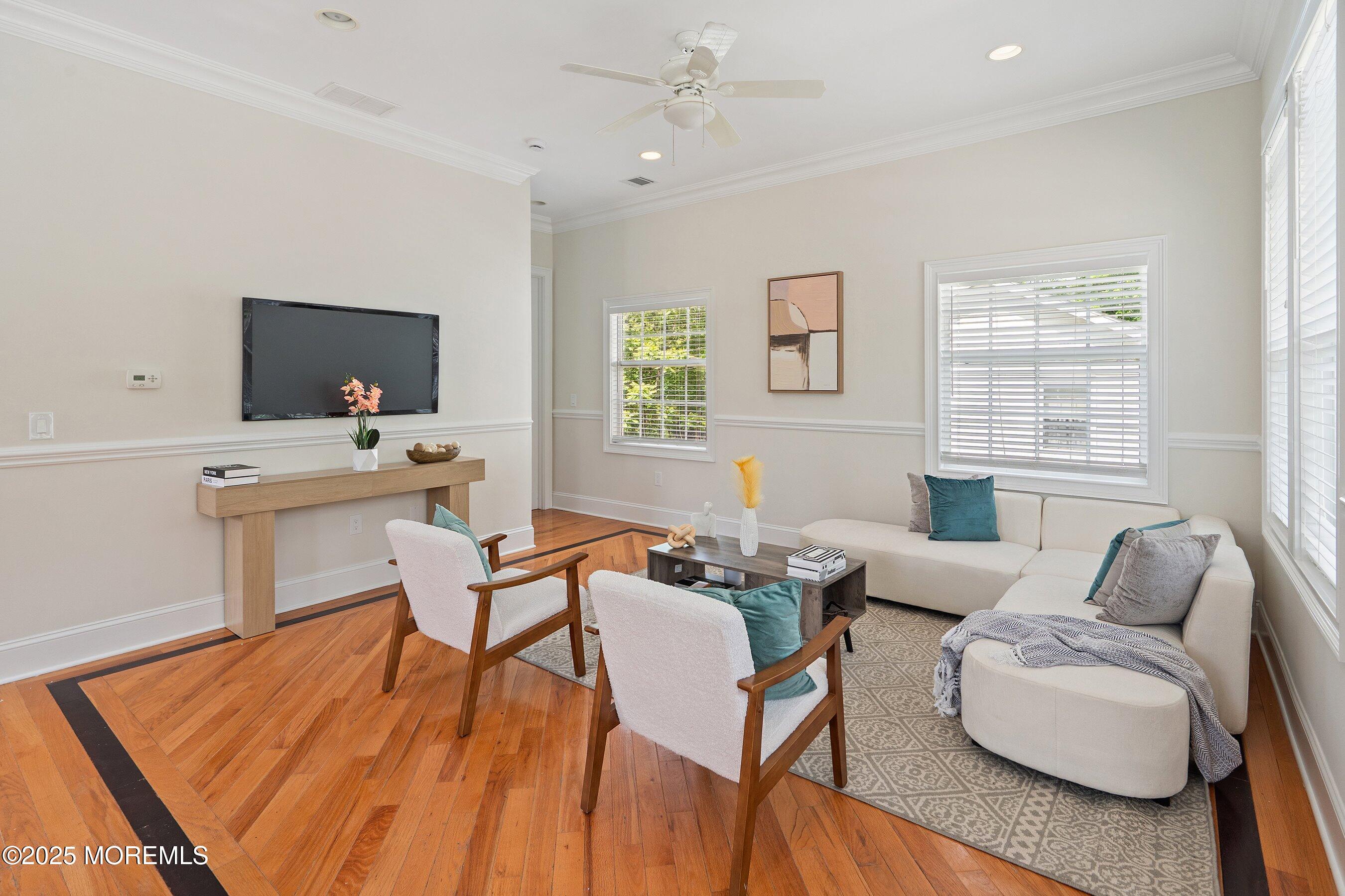35 Sweetmans Lane, Manalapan, New Jersey image 4