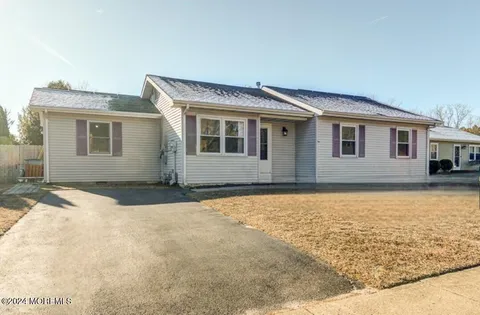MLS: 22435746