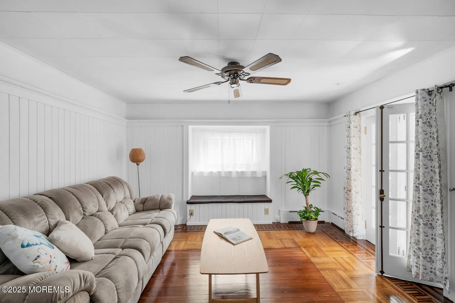 Middletown, New Jersey 07748, United States, 3 Bedrooms Bedrooms, ,2 BathroomsBathrooms,Residential,Active,219768