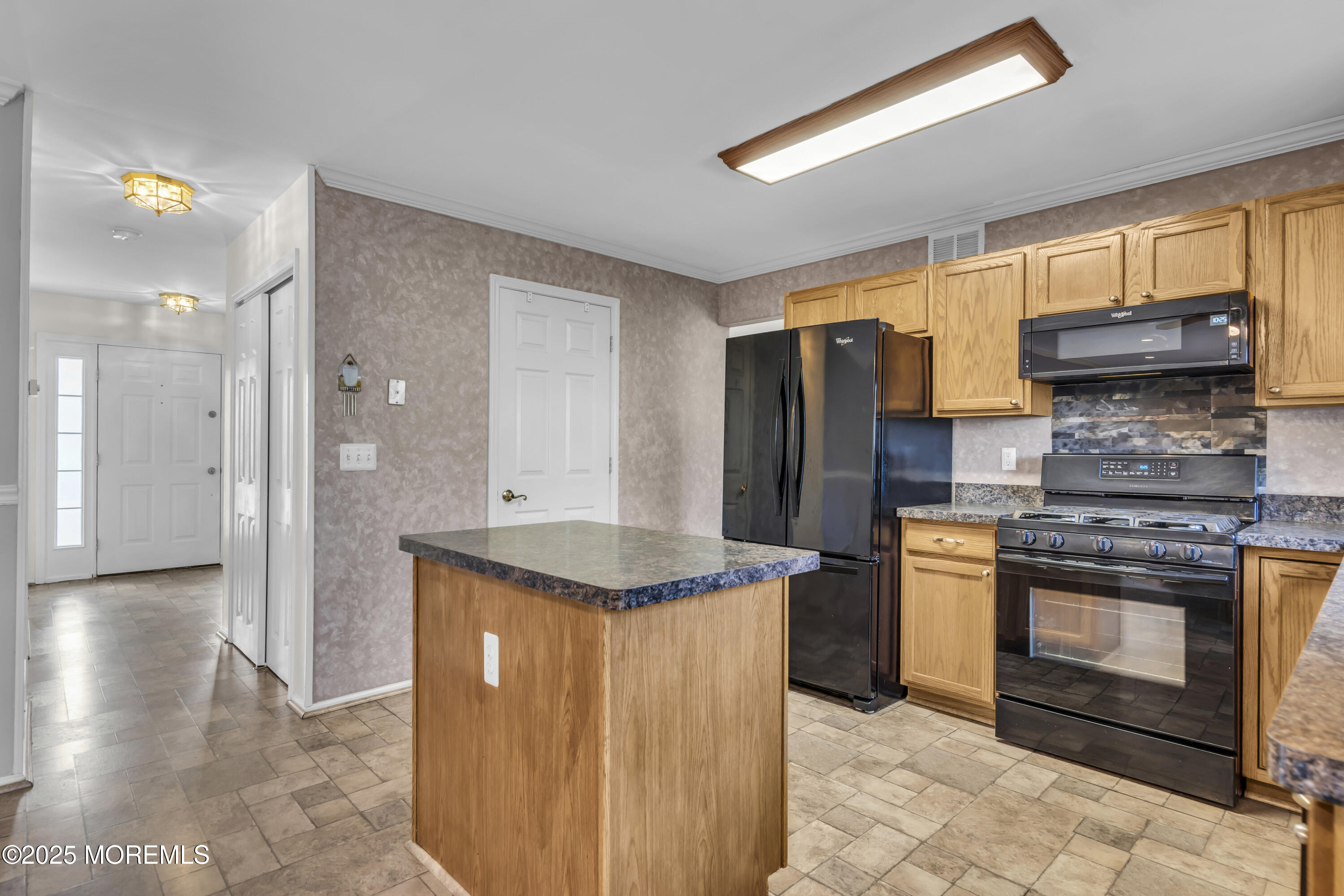 1054 Driftwood Avenue, Manahawkin, New Jersey image 17