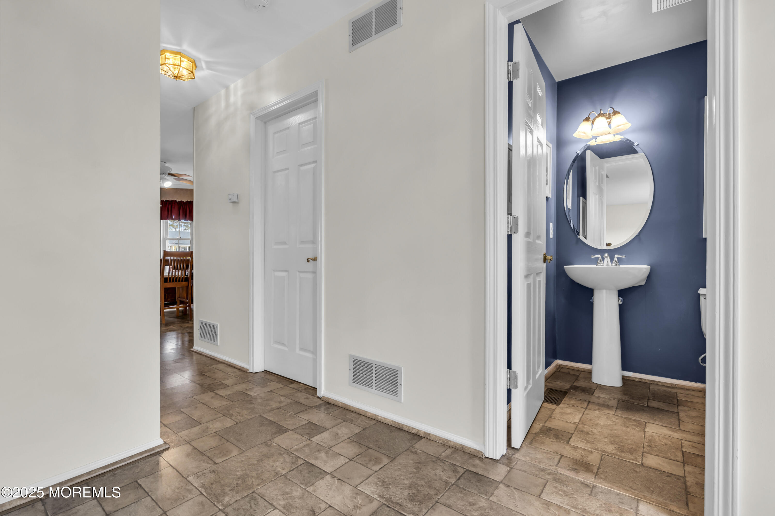 1054 Driftwood Avenue, Manahawkin, New Jersey image 27