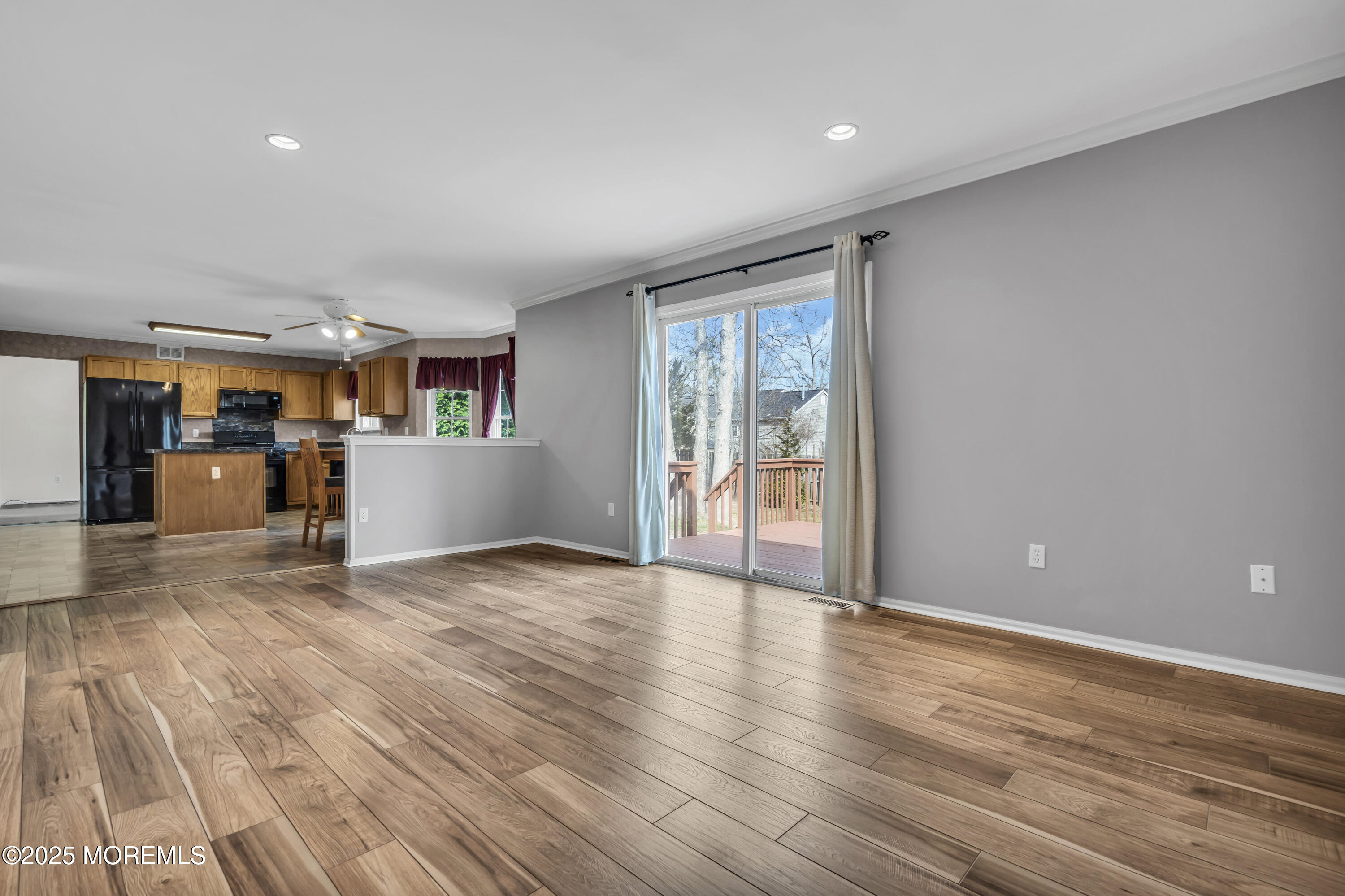 1054 Driftwood Avenue, Manahawkin, New Jersey image 24