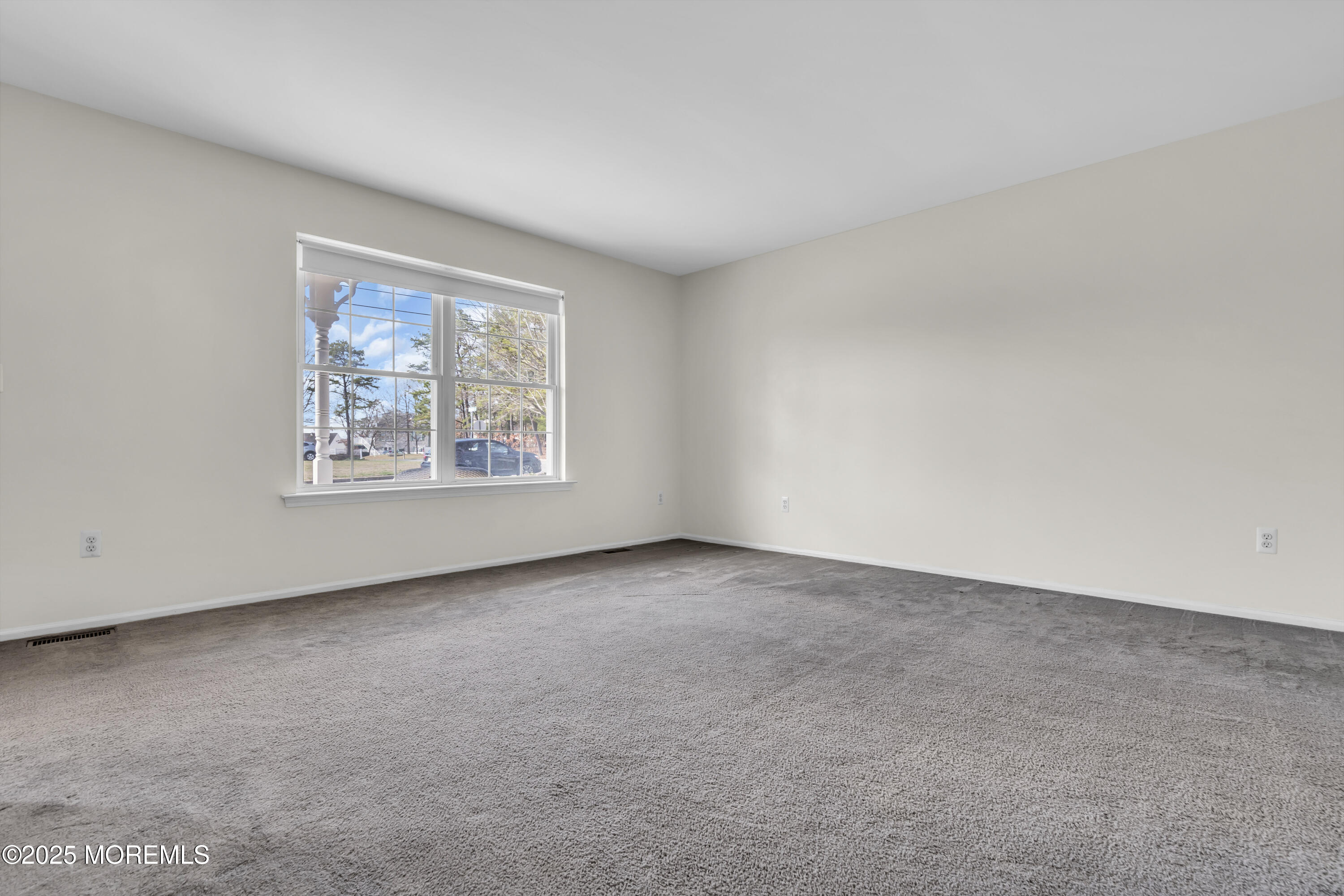 1054 Driftwood Avenue, Manahawkin, New Jersey image 11