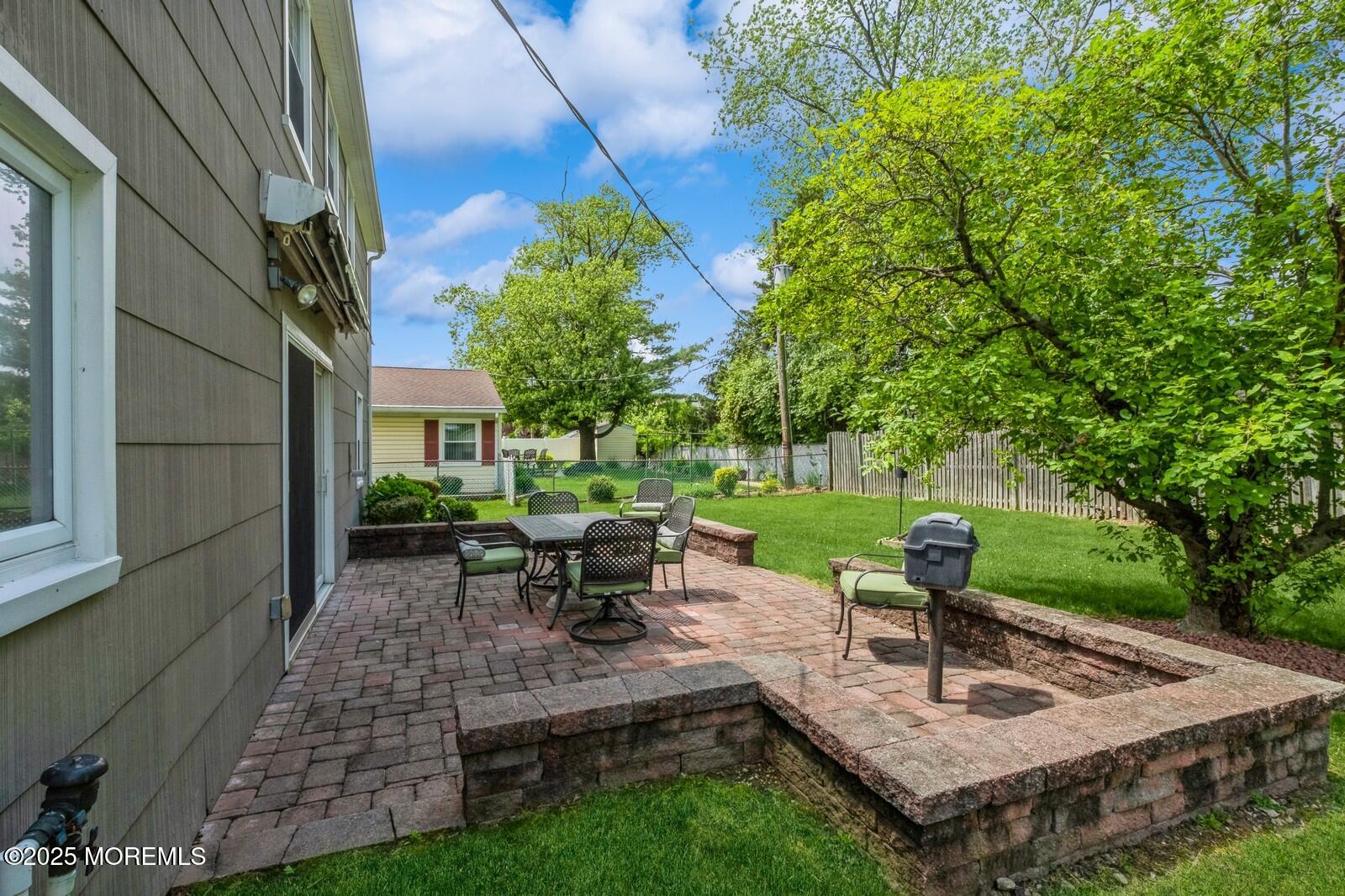 190 Deerfield Lane