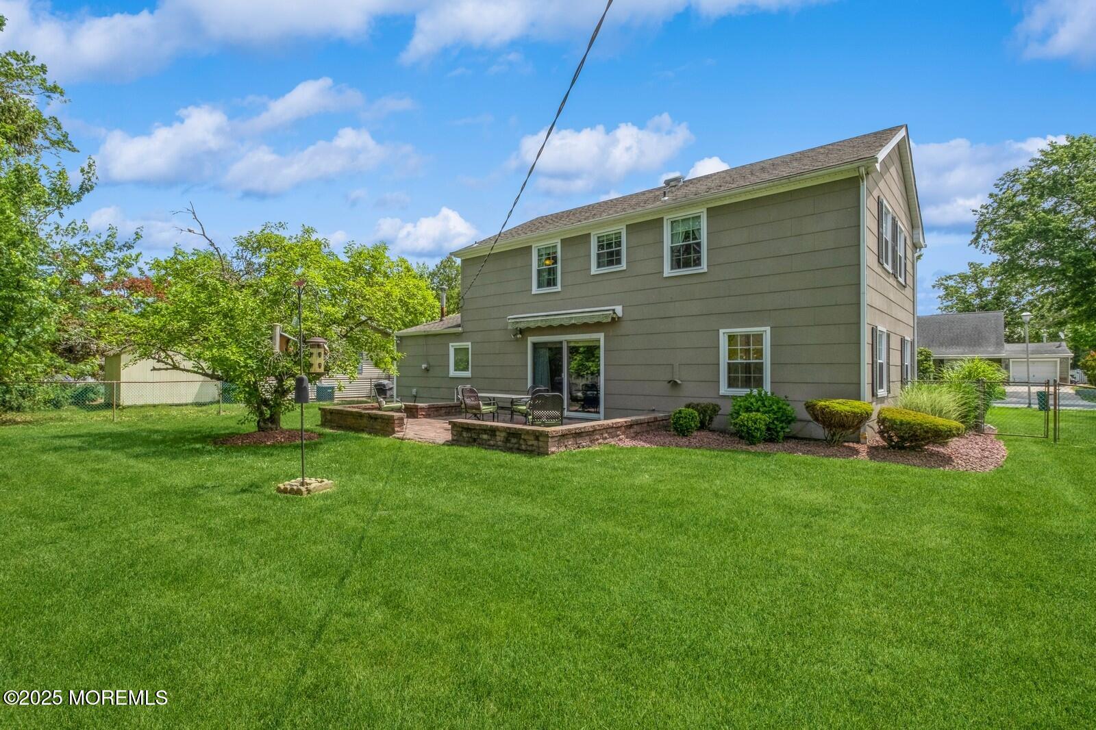 190 Deerfield Lane