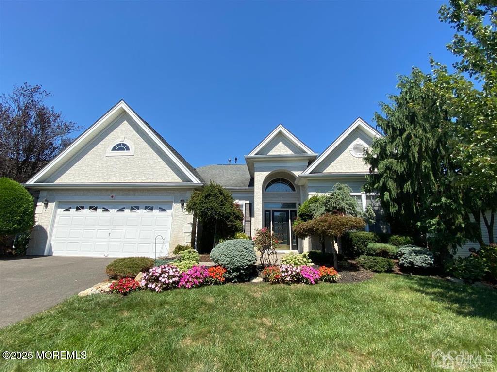 12 Glen Eagles Way, Monroe Township, New Jersey image 2