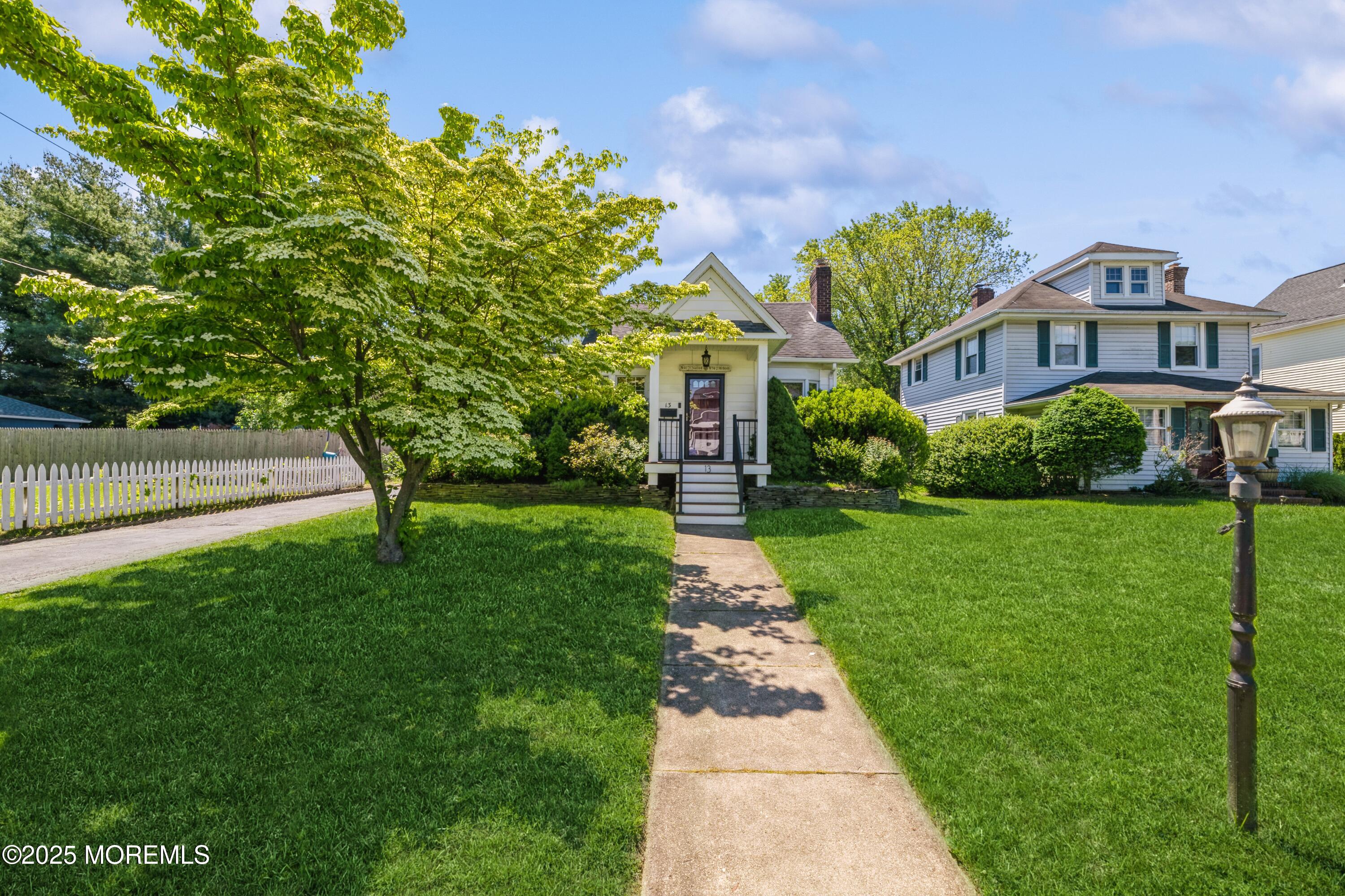 13 Poplar Avenue