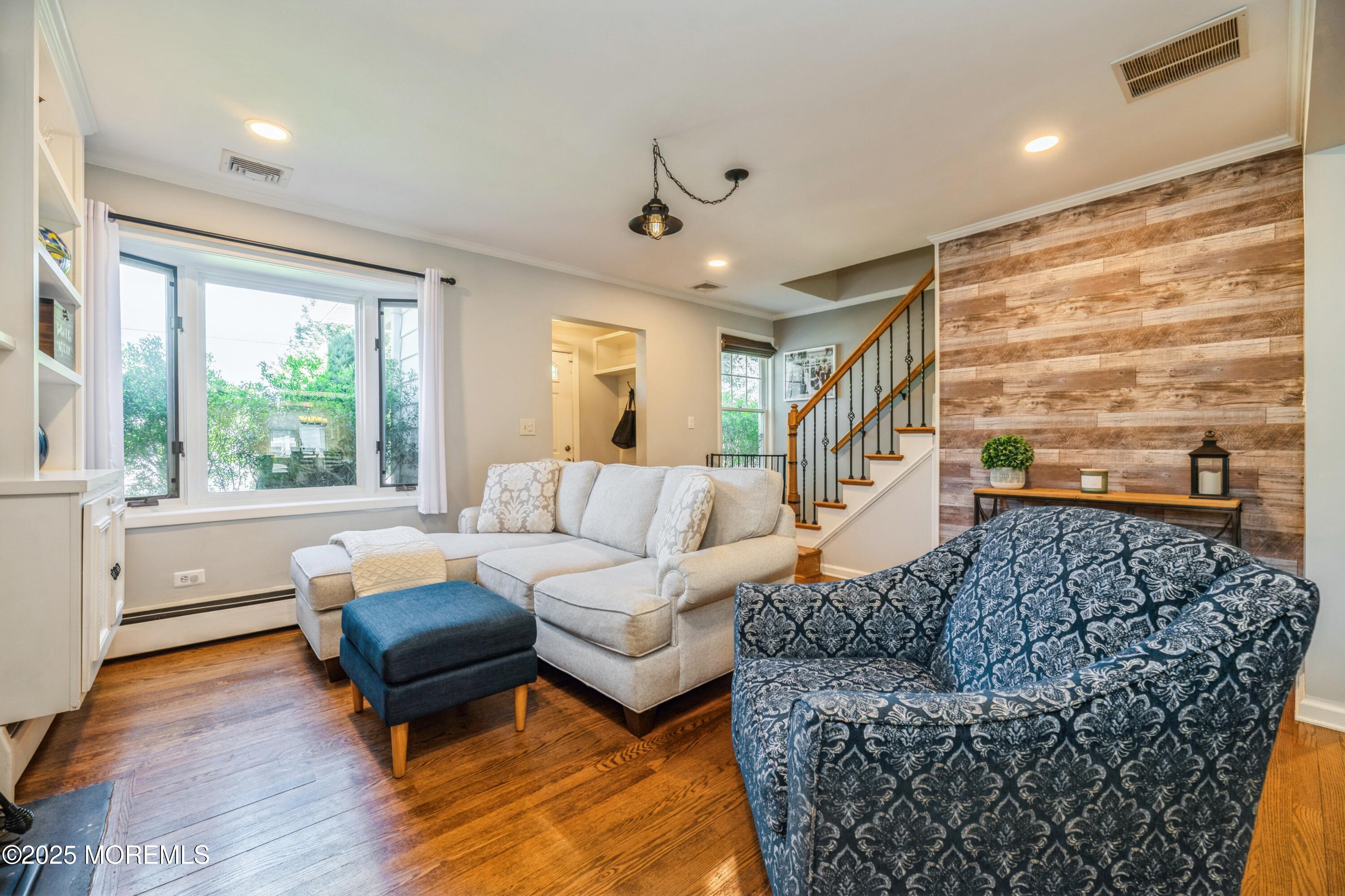 13 Poplar Avenue