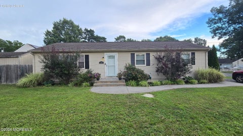 Homes For Sale - 400 Hannibal Street<br/> Toms River, NJ 08757