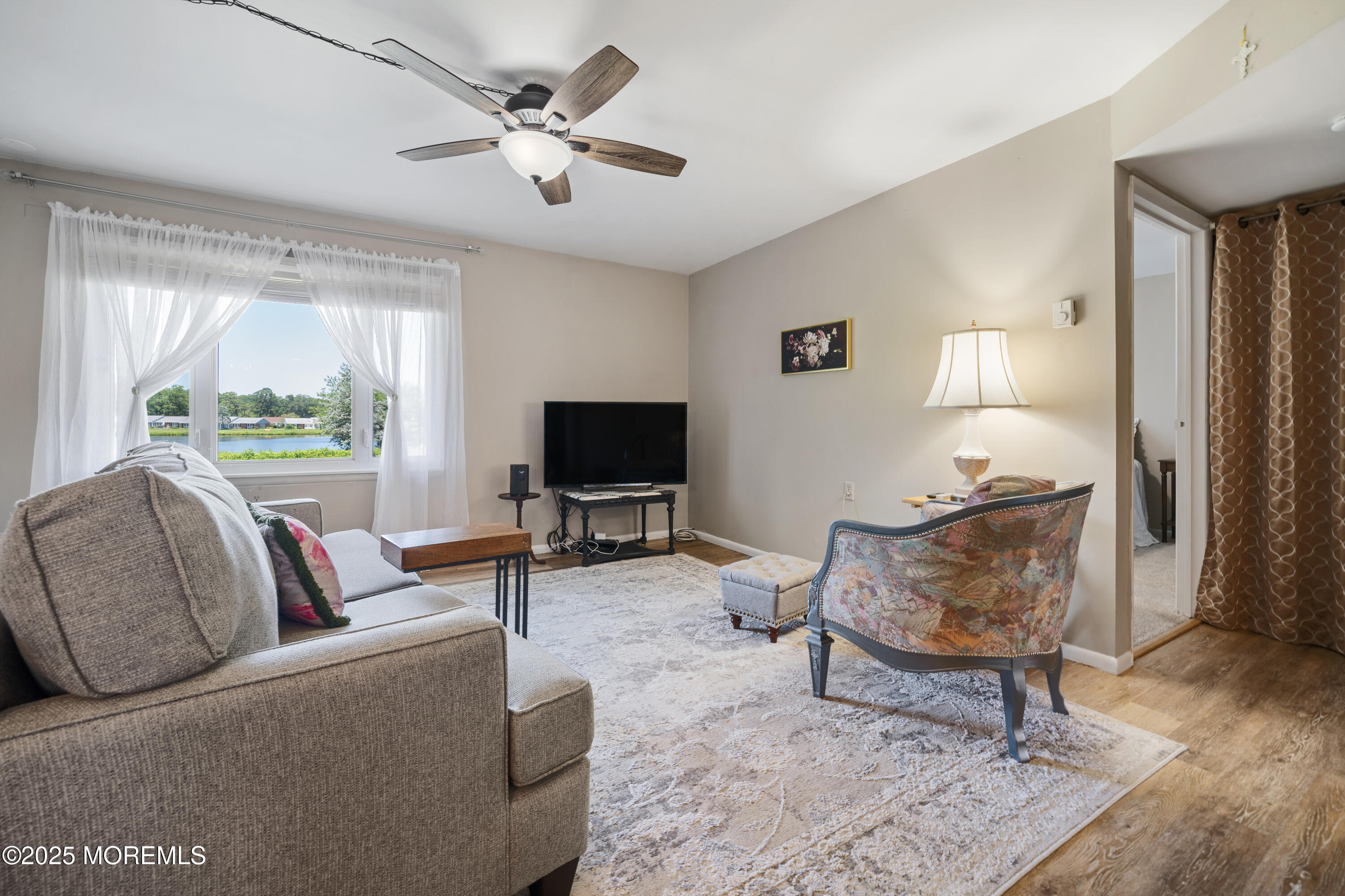 39 Cambridge Court E