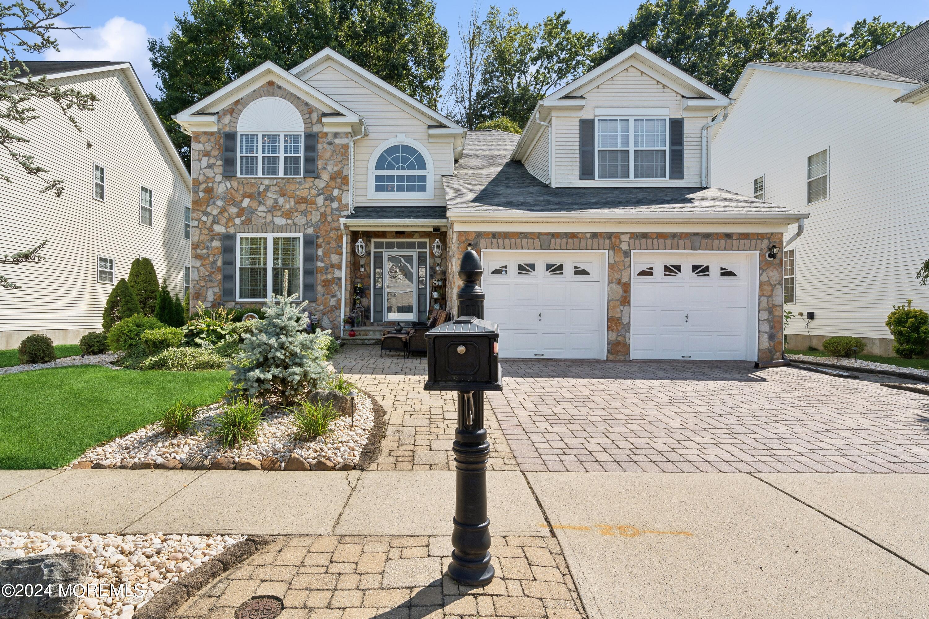 View Monroe, NJ 08831 house