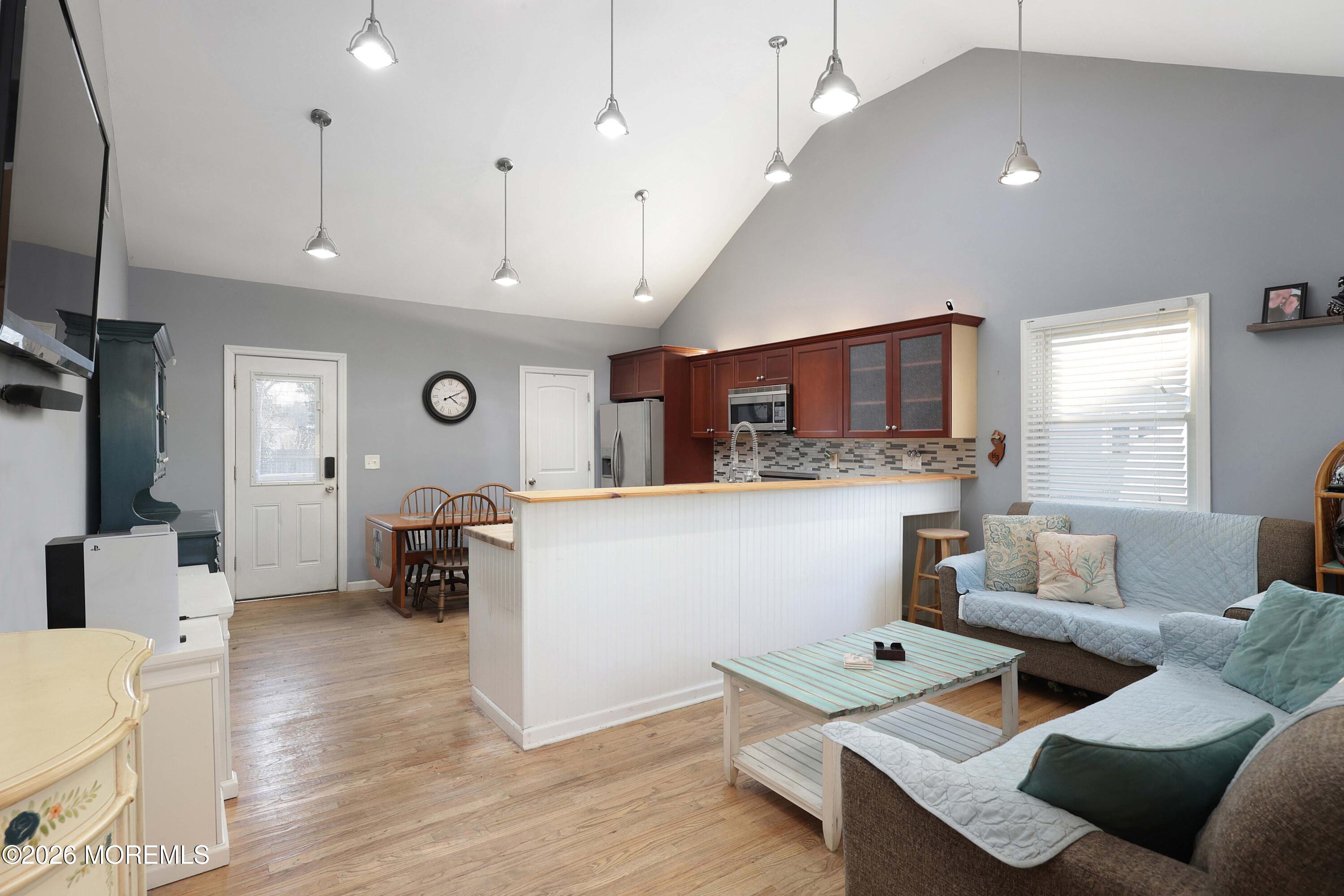 24 W Point Pleasant Avenue