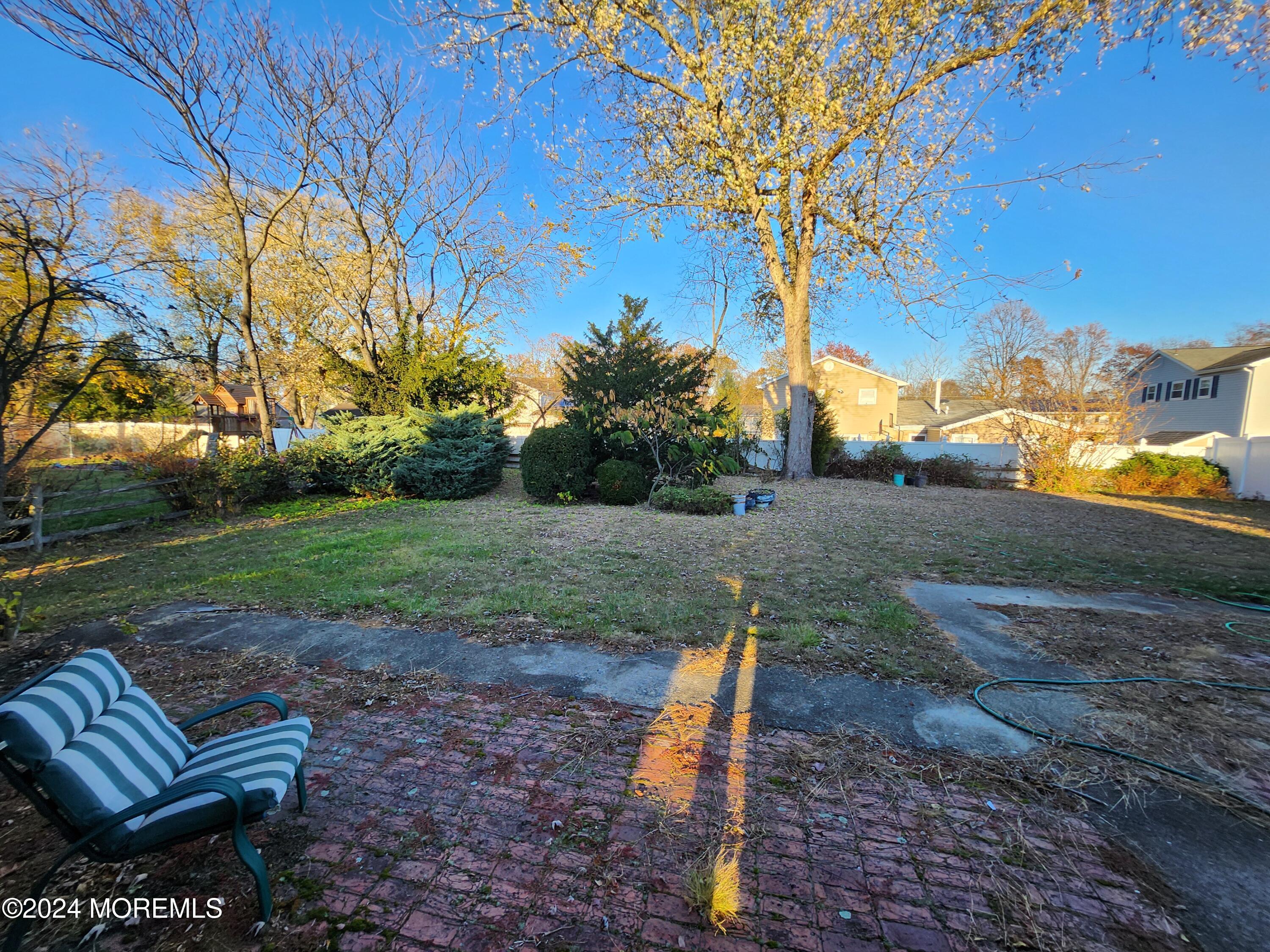 12 Briscoe Terrace, Hazlet, New Jersey image 9