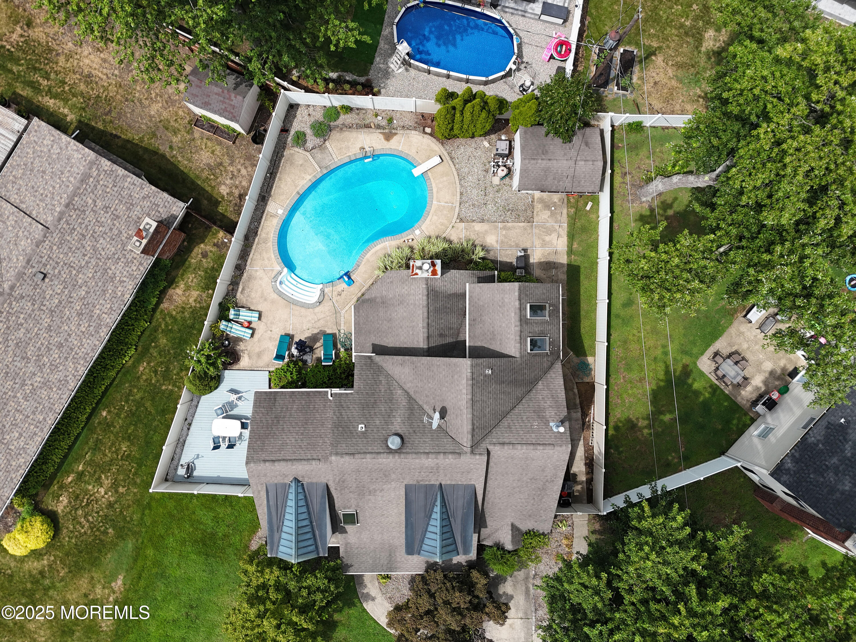 40 North Circle