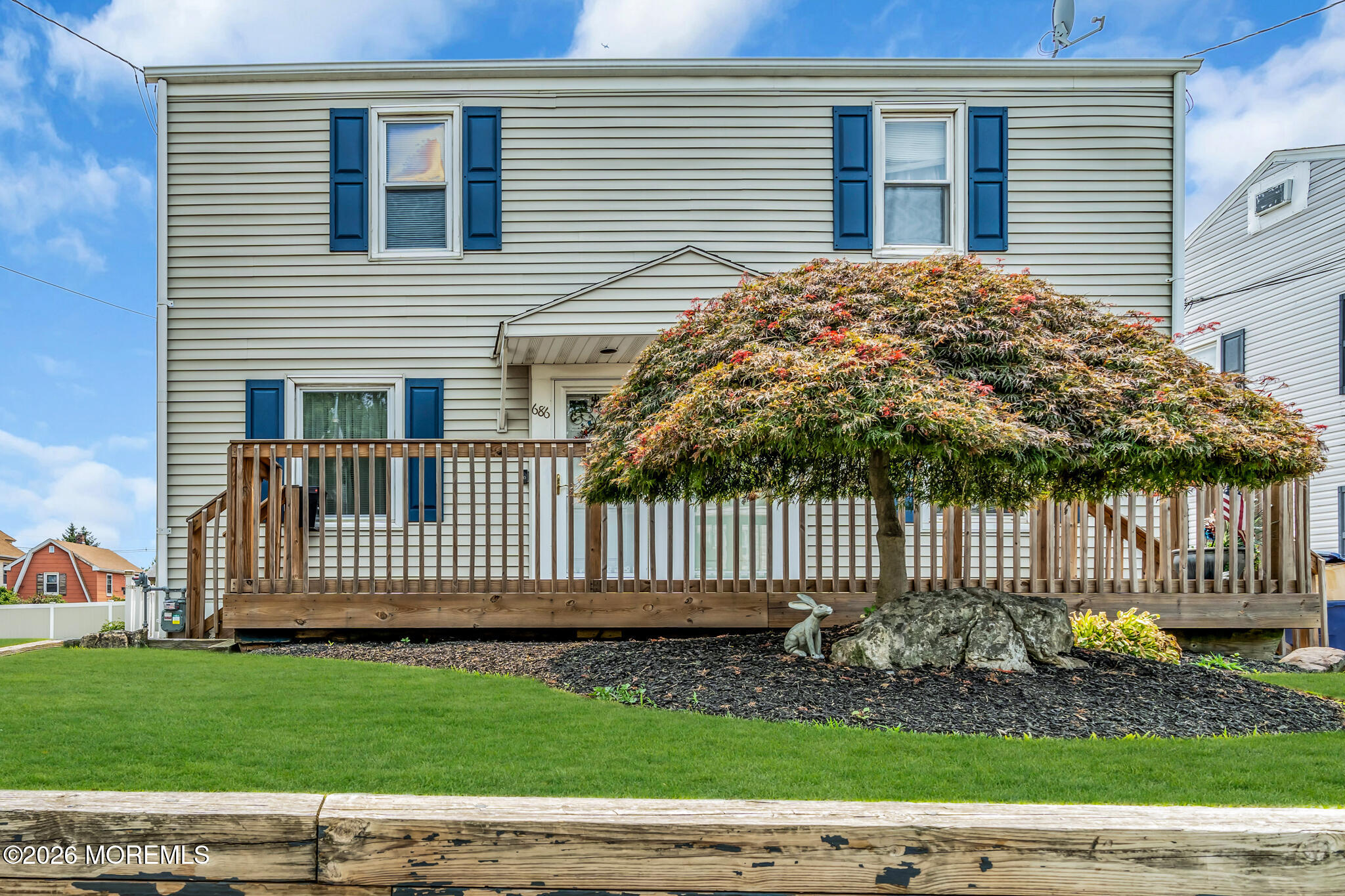 Photo 1 of 28 — 686 Colgate Avenue, Perth Amboy, NJ 08862