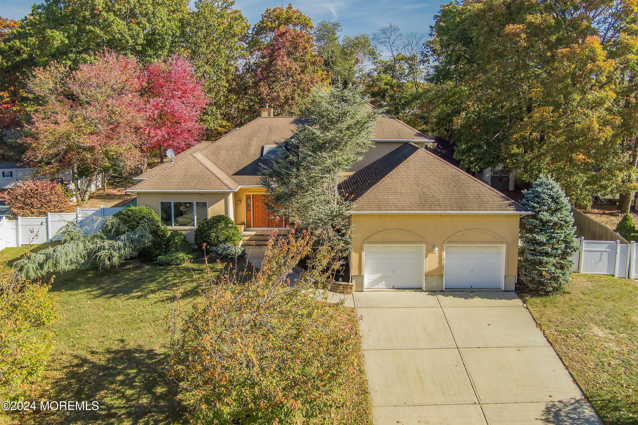 742 Rabbit Run, Brick, New Jersey image 4