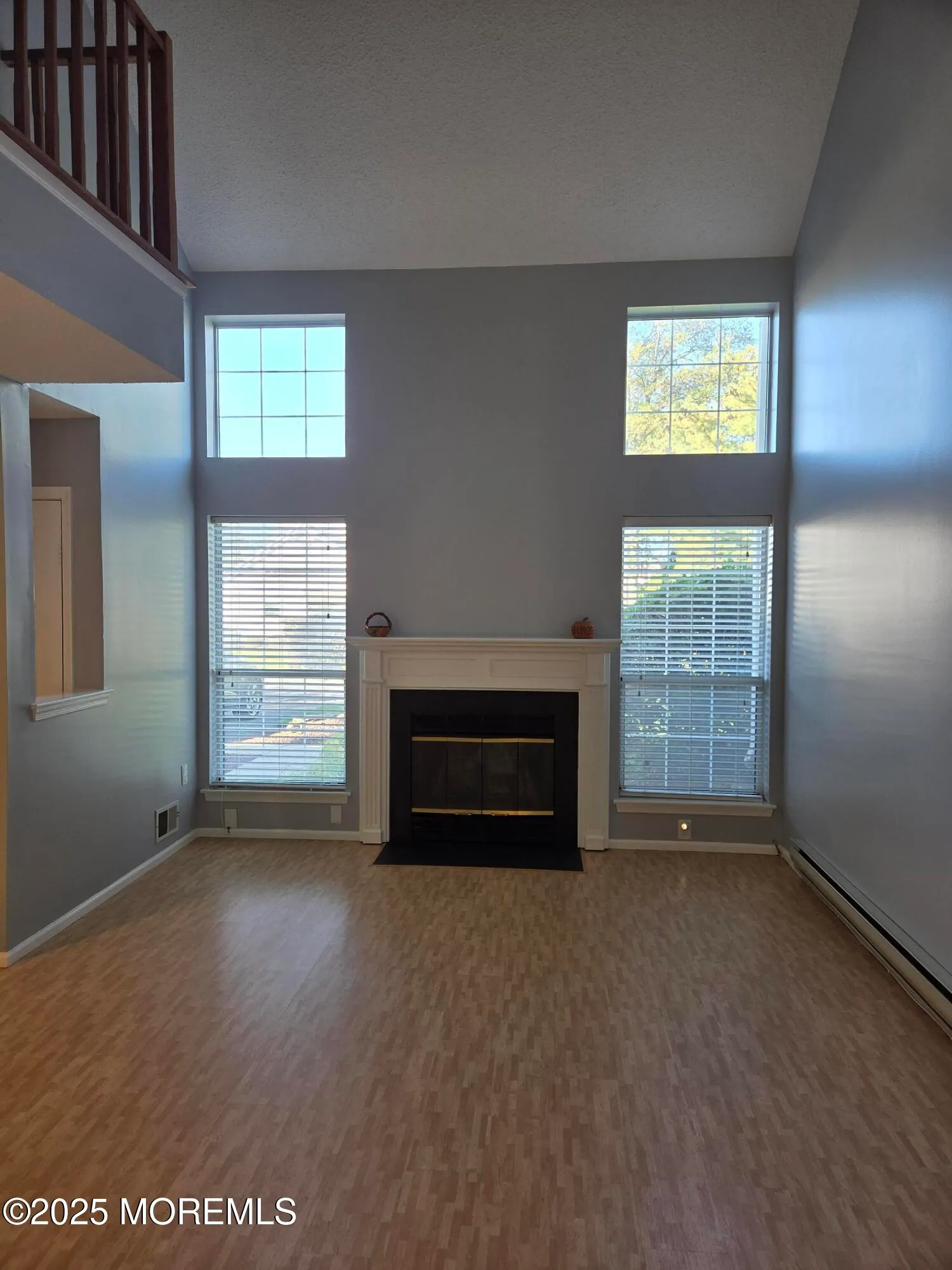 Freehold, New Jersey 07728, United States, 2 Bedrooms Bedrooms, ,3 BathroomsBathrooms,Residential,Active,228556