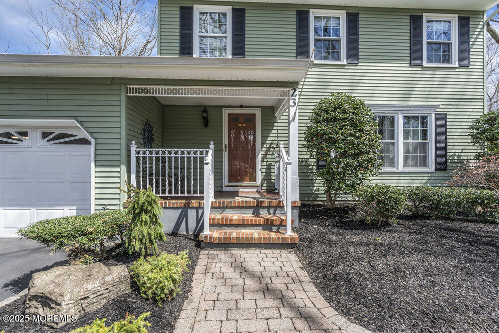 23 Manalapan Woods Drive, Manalapan, New Jersey image 8