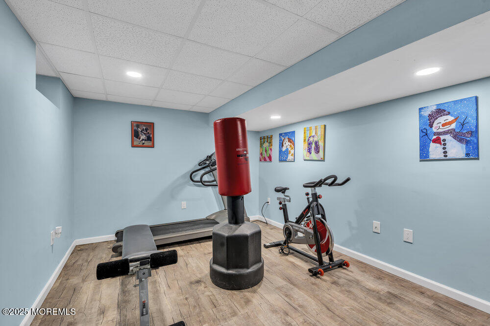 23 Manalapan Woods Drive, Manalapan, New Jersey image 39