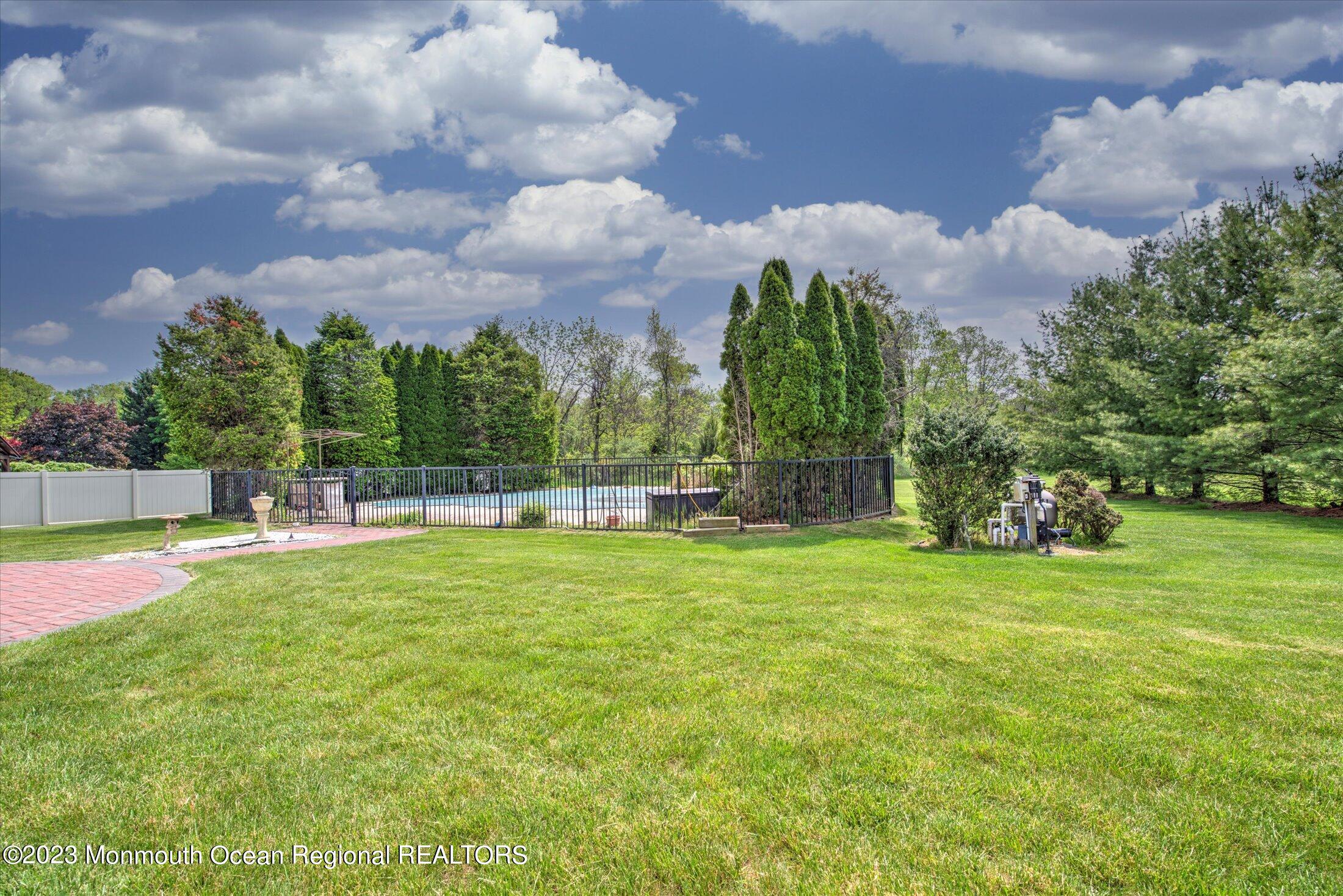 23 Stevenson Drive, Marlboro, New Jersey image 40