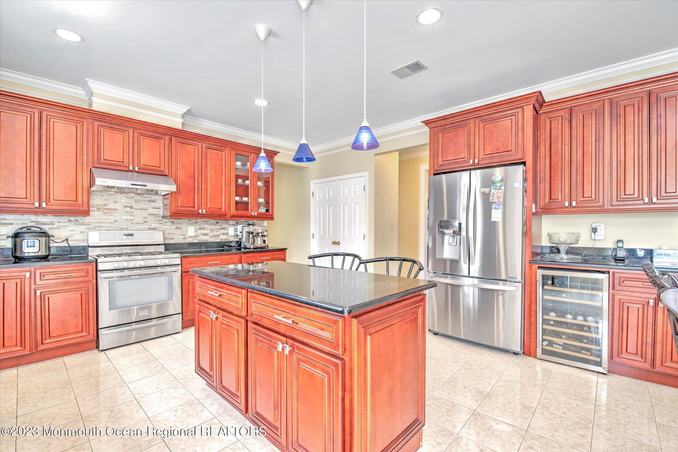 23 Stevenson Drive, Marlboro, New Jersey image 14