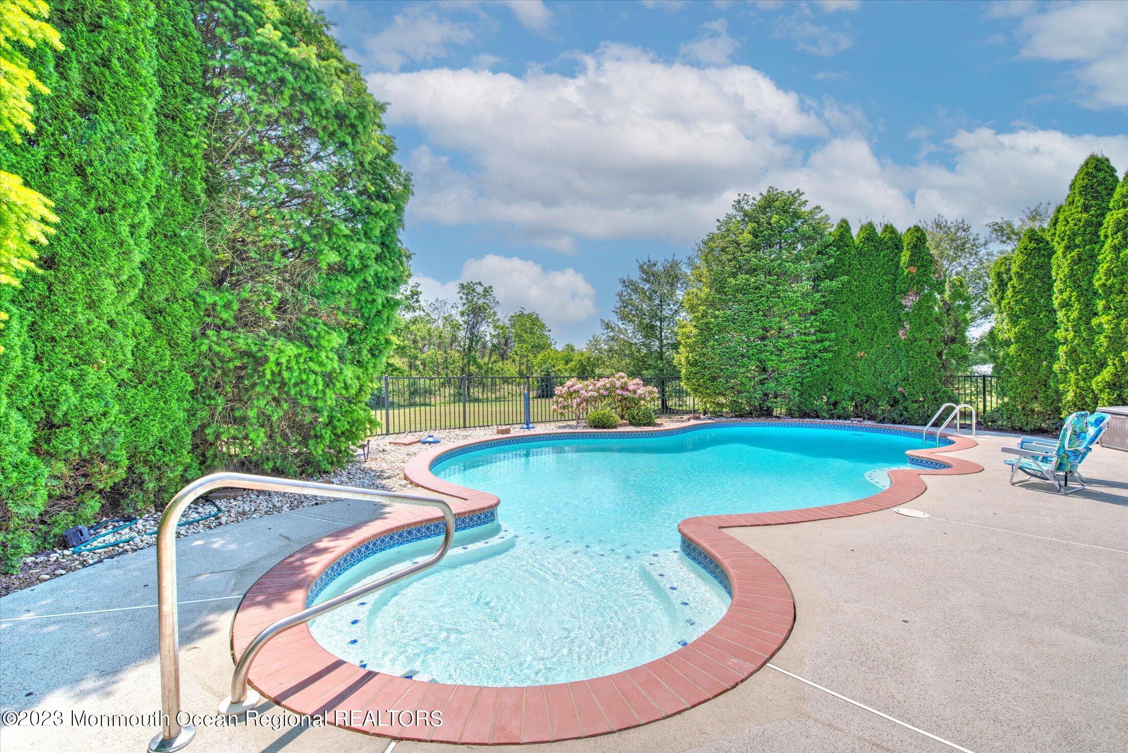 23 Stevenson Drive, Marlboro, New Jersey image 37