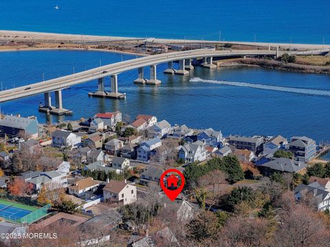 75 Portland Road Highlands NJ 07732